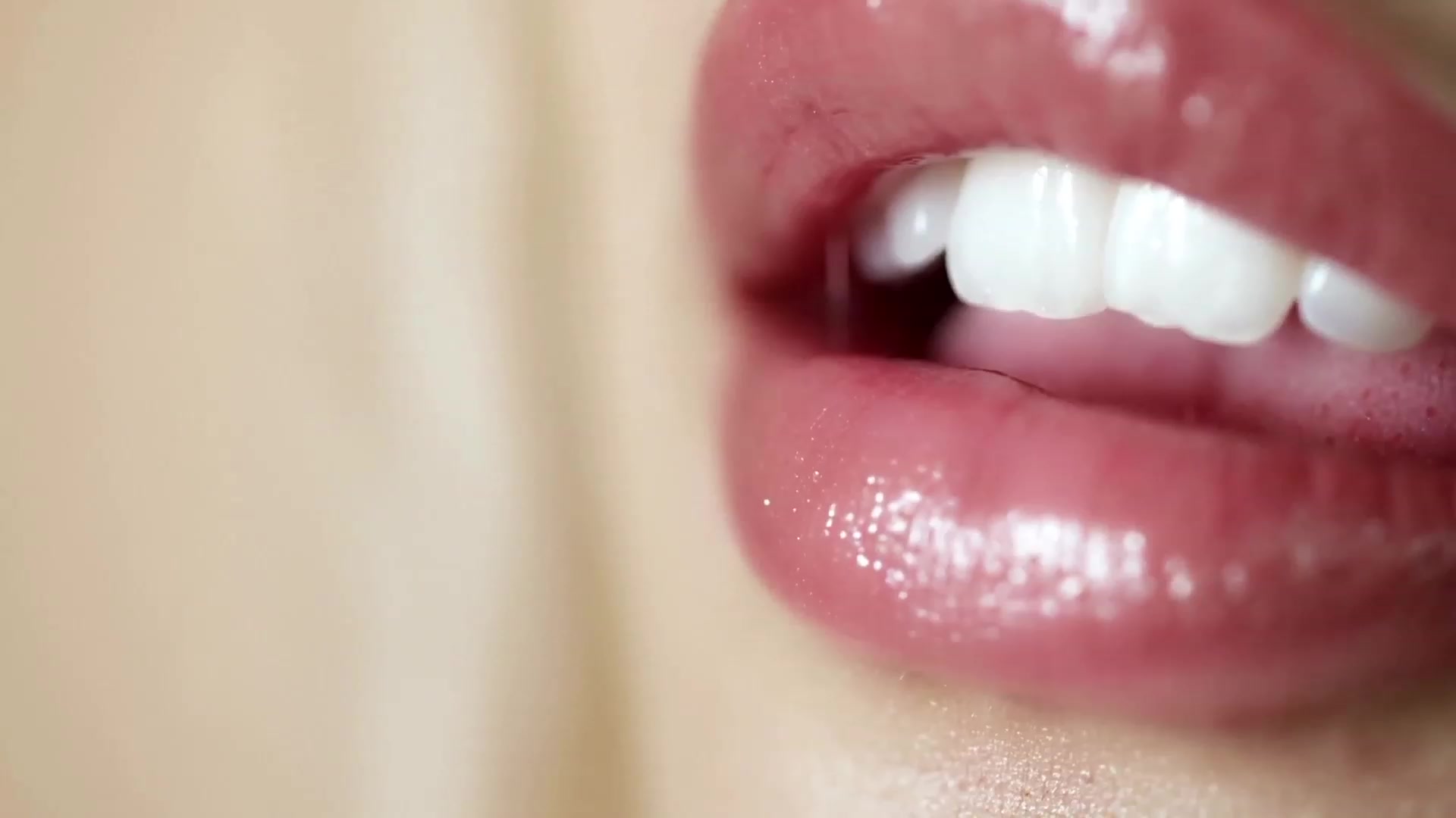 Gallery image thumbnail from OhTiffany's myfreecams stream on, 12/16/2022, 07:56 image 6 of 20