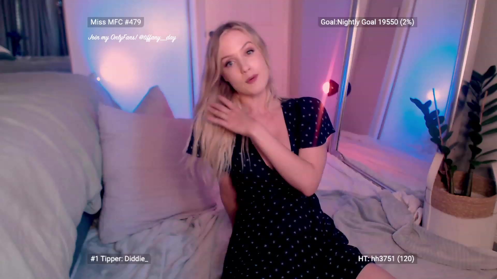 Gallery image thumbnail from OhTiffany's myfreecams stream on, 12/28/2022, 07:36 image 4 of 20