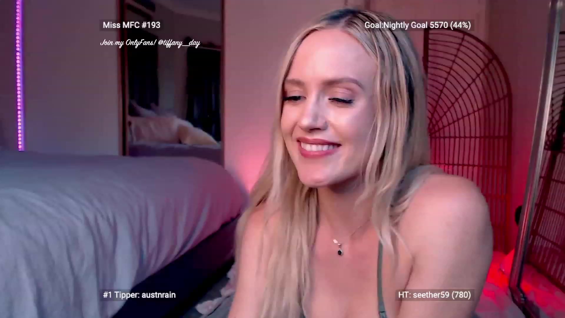 Gallery image thumbnail from OhTiffany's myfreecams stream on, 01/19/2023, 07:32 image 9 of 20