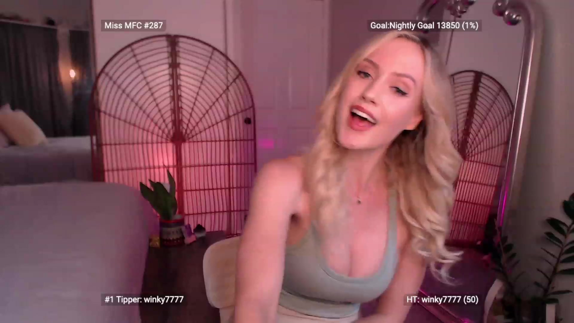 Gallery image thumbnail from OhTiffany's myfreecams stream on, 01/31/2023, 06:10 image 6 of 20