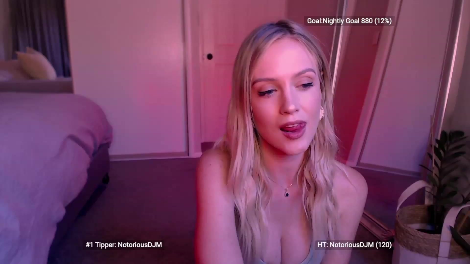 Gallery image thumbnail from OhTiffany's myfreecams stream on, 02/16/2023, 06:35 image 1 of 20