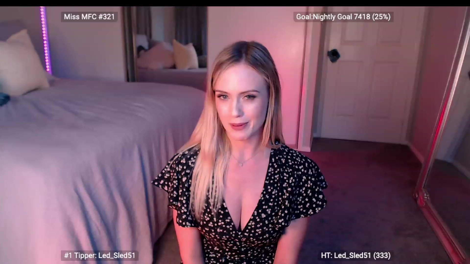 Gallery image thumbnail from OhTiffany's myfreecams stream on, 03/23/2023, 08:30 image 10 of 20