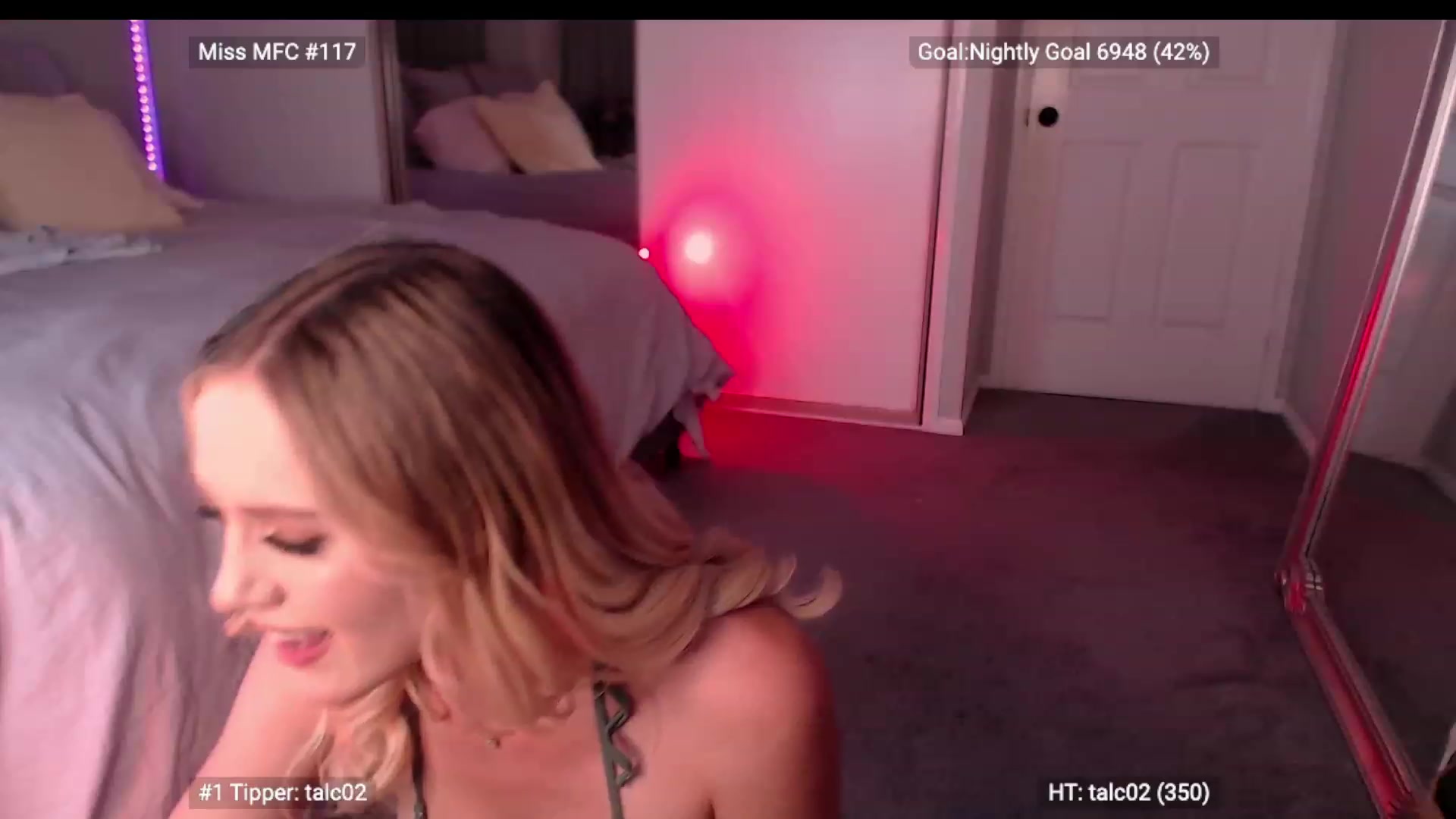 Gallery image thumbnail from OhTiffany's myfreecams stream on, 03/28/2023, 08:01 image 17 of 20