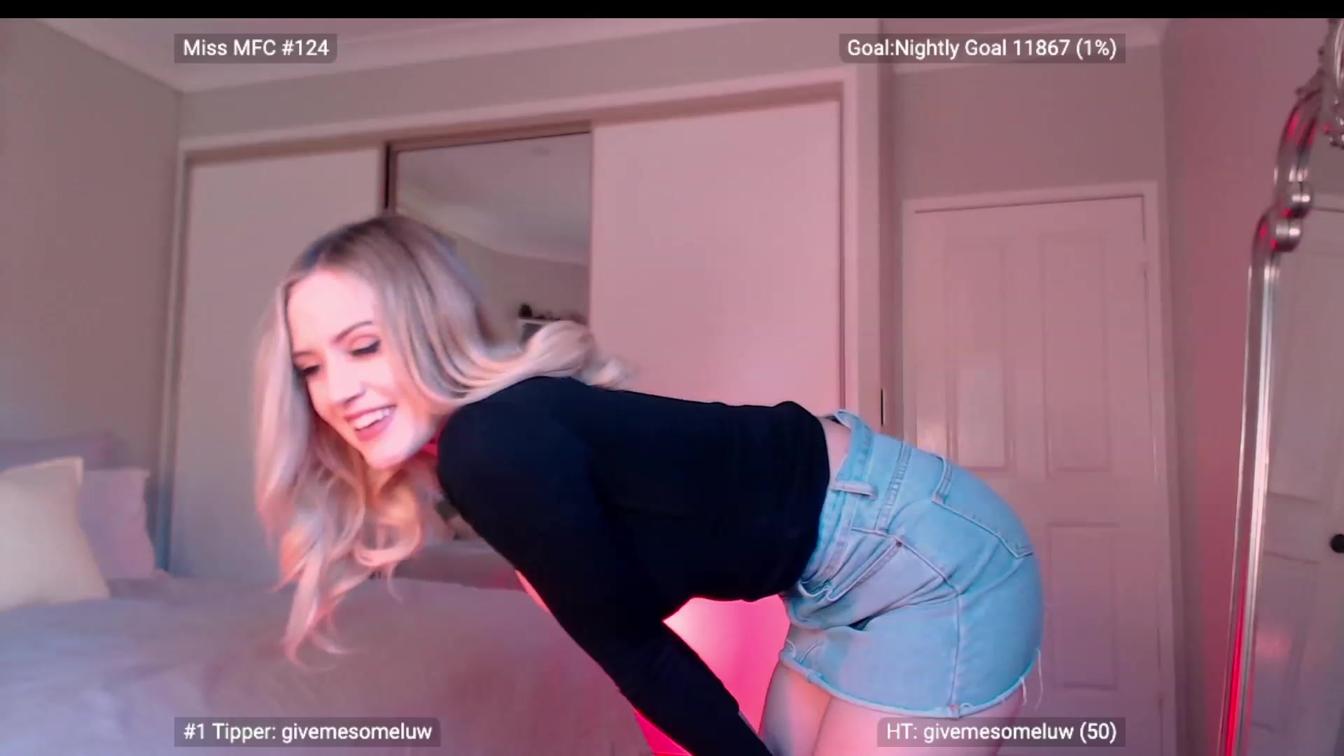 Gallery image thumbnail from OhTiffany's myfreecams stream on, 03/31/2023, 04:21 image 2 of 20