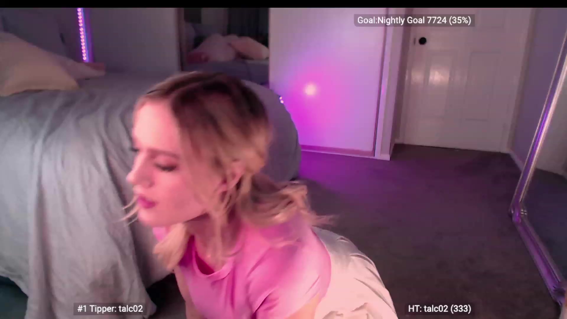 Gallery image thumbnail from OhTiffany's myfreecams stream on, 04/06/2023, 07:37 image 14 of 20