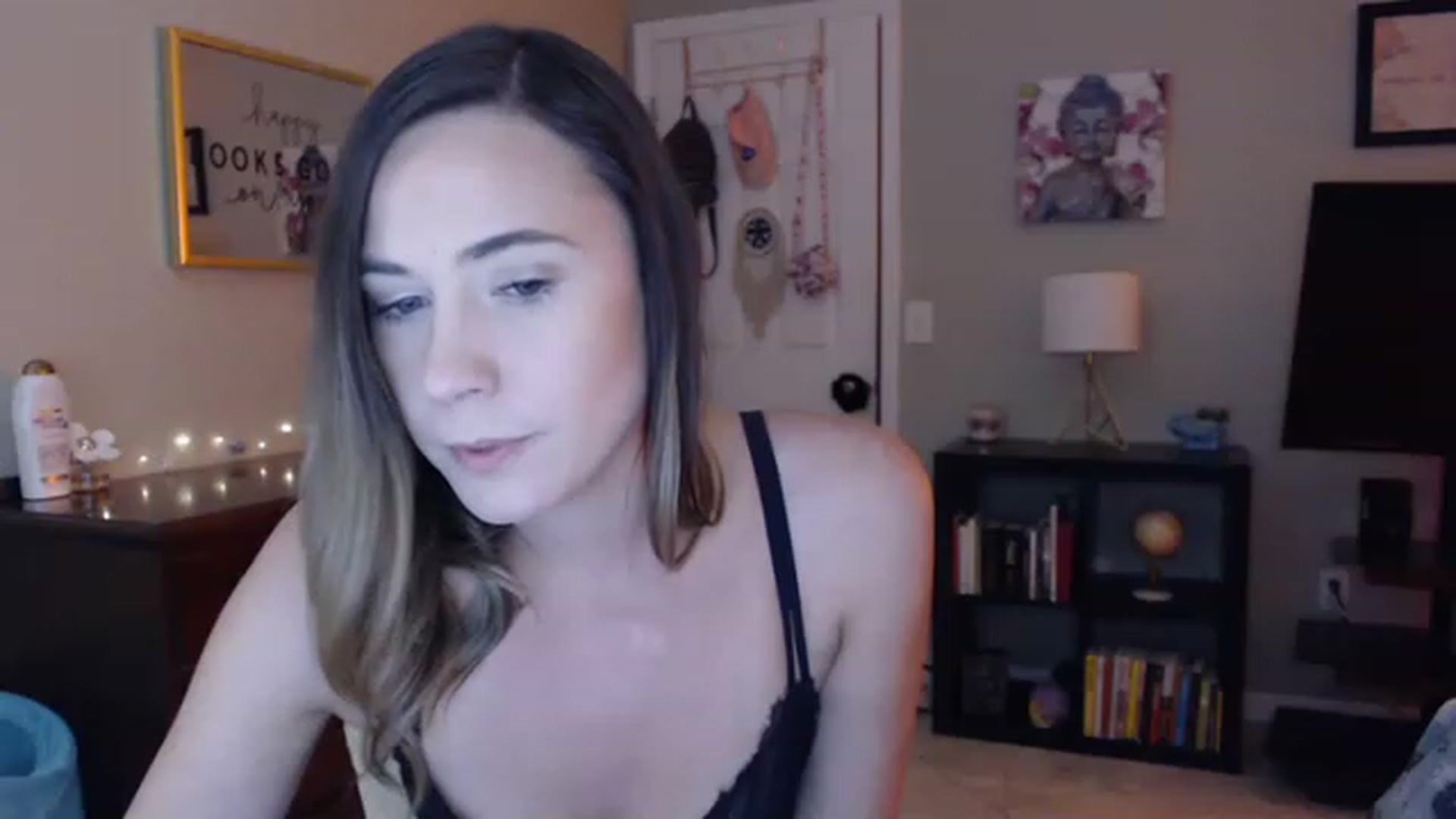 Gallery image thumbnail from OhYesCeleste's myfreecams stream on, 12/18/2022, 09:49 image 3 of 20