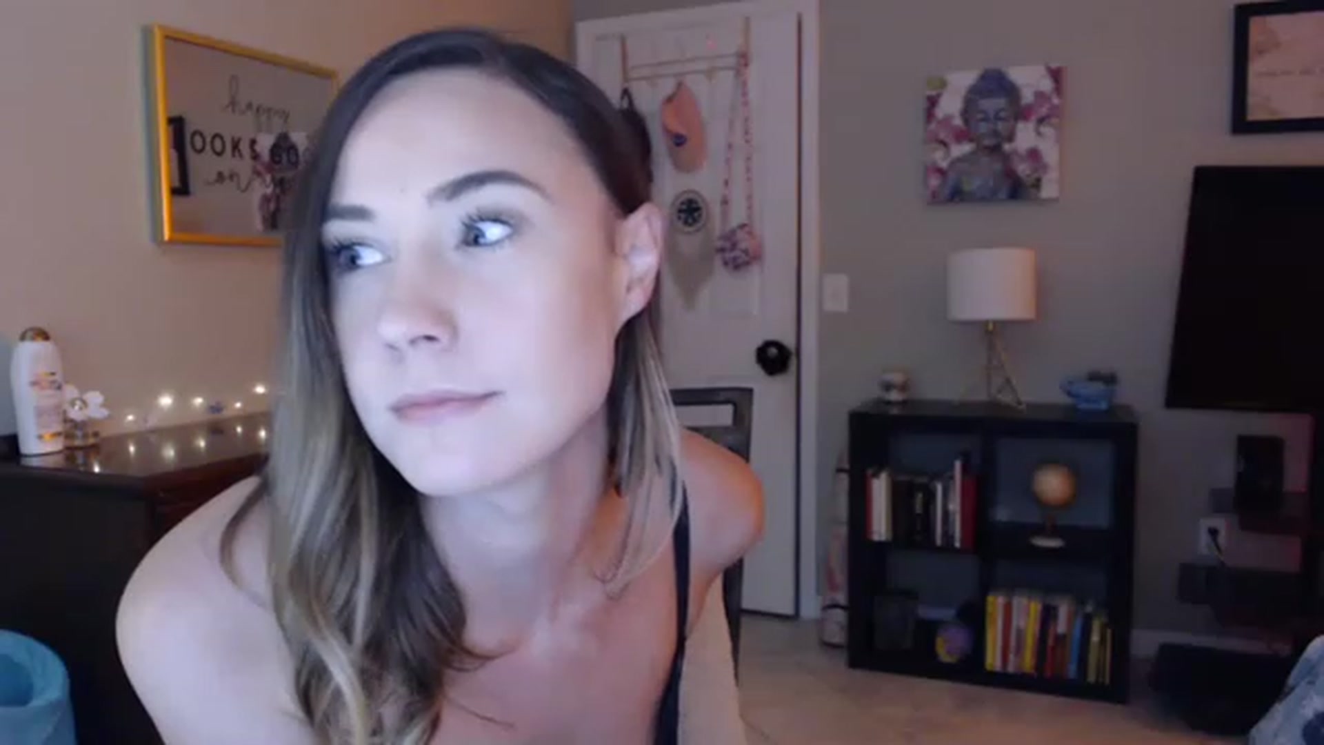 Gallery image thumbnail from OhYesCeleste's myfreecams stream on, 12/18/2022, 09:49 image 8 of 20