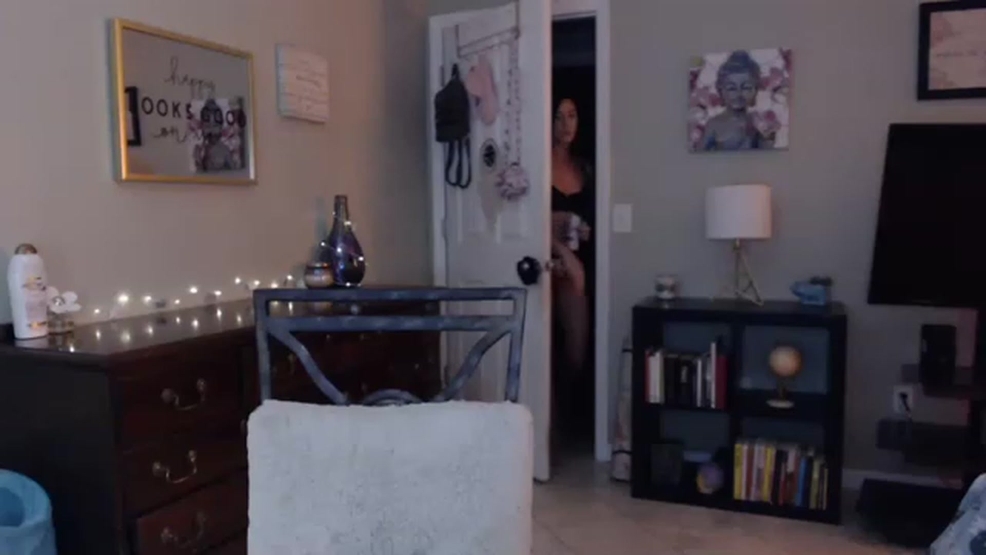 Gallery image thumbnail from OhYesCeleste's myfreecams stream on, 12/18/2022, 09:49 image 18 of 20