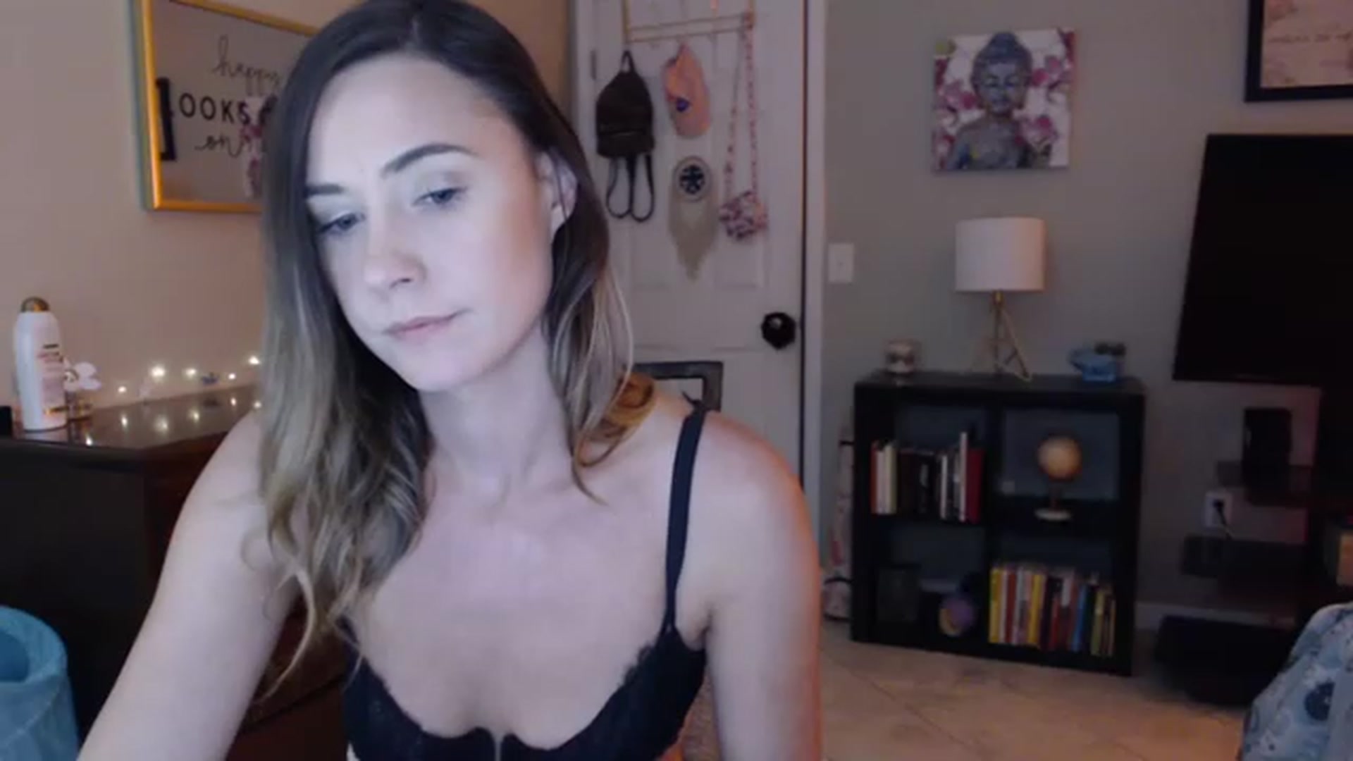 Gallery image thumbnail from OhYesCeleste's myfreecams stream on, 12/18/2022, 10:56 image 9 of 20