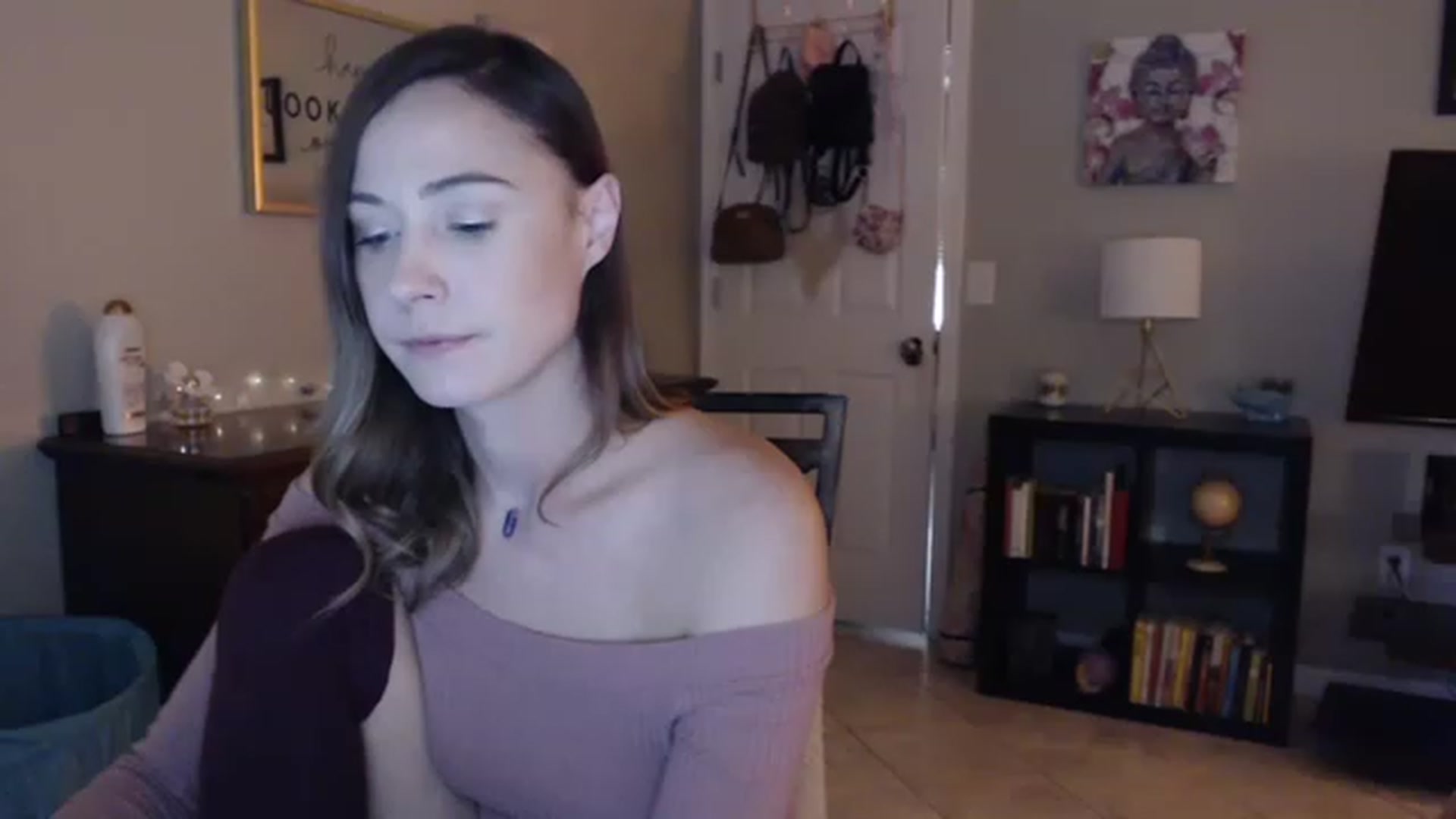 Gallery image thumbnail from OhYesCeleste's myfreecams stream on, 12/27/2022, 14:30 image 13 of 20