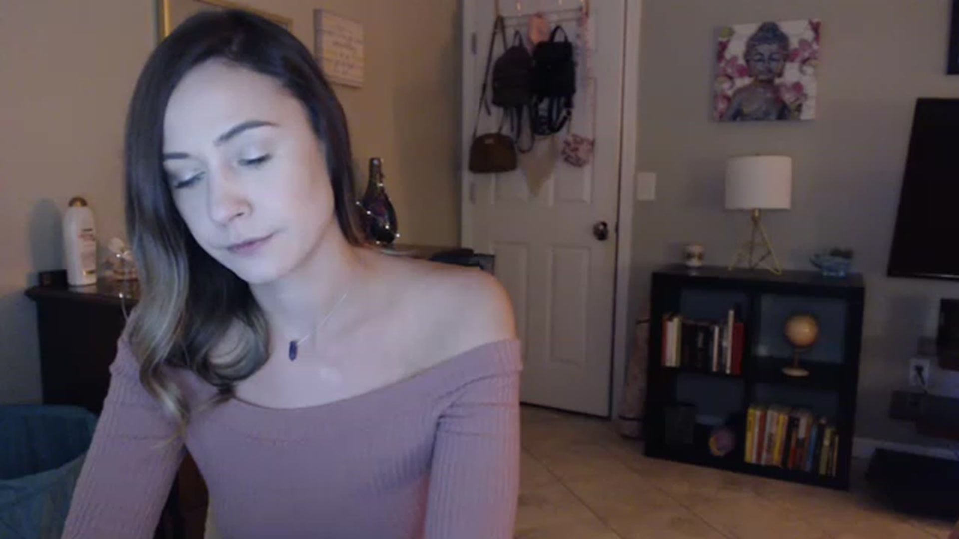 Gallery image thumbnail from OhYesCeleste's myfreecams stream on, 12/27/2022, 14:30 image 4 of 20