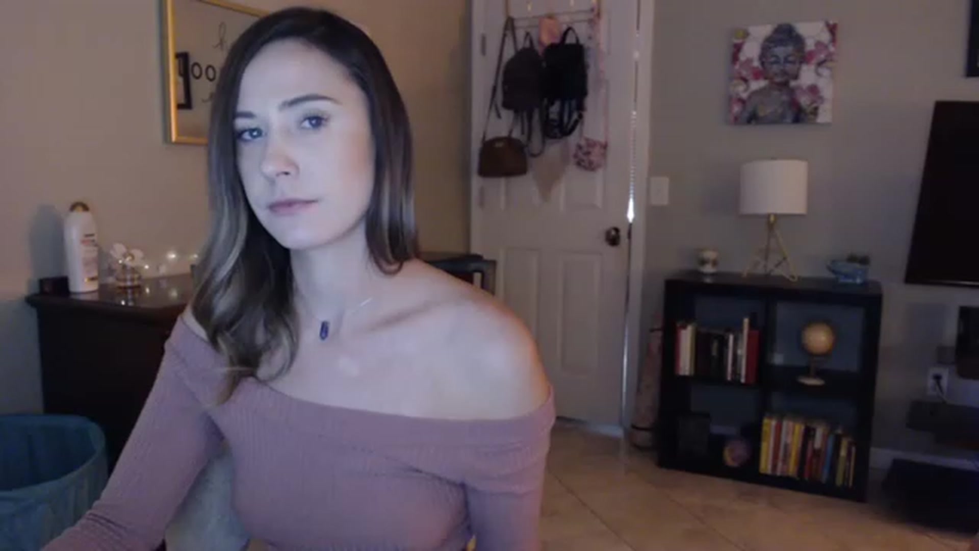 Gallery image thumbnail from OhYesCeleste's myfreecams stream on, 12/27/2022, 14:30 image 15 of 20