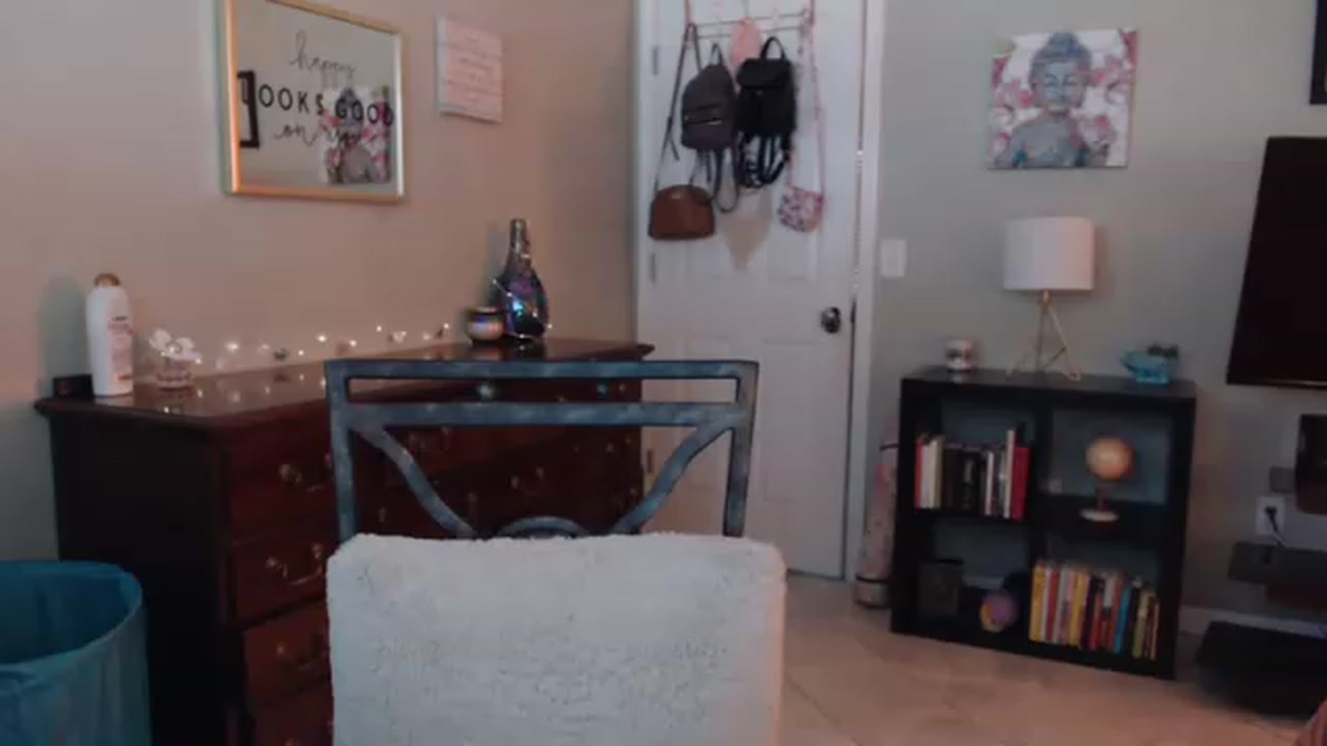 Gallery image thumbnail from OhYesCeleste's myfreecams stream on, 12/27/2022, 14:30 image 20 of 20