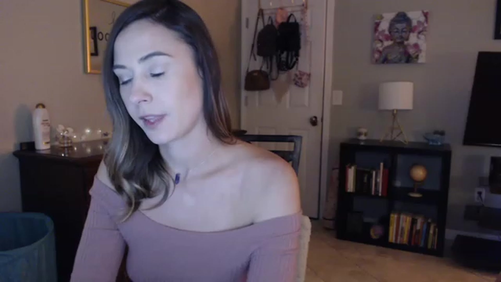 Gallery image thumbnail from OhYesCeleste's myfreecams stream on, 12/27/2022, 14:30 image 7 of 20