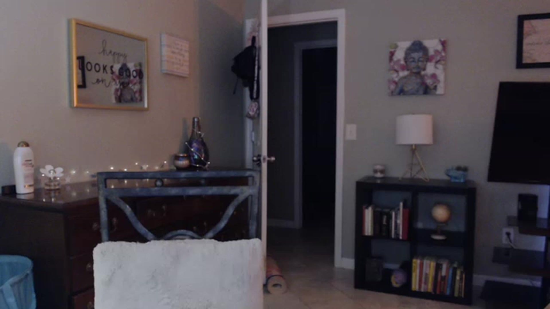 Gallery image thumbnail from OhYesCeleste's myfreecams stream on, 12/29/2022, 10:05 image 18 of 20