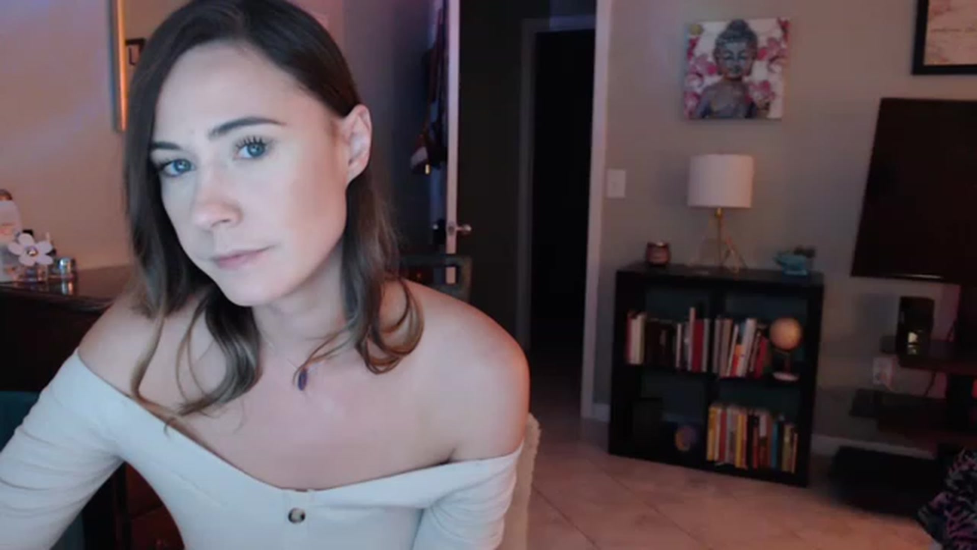 Gallery image thumbnail from OhYesCeleste's myfreecams stream on, 04/10/2023, 08:40 image 3 of 20