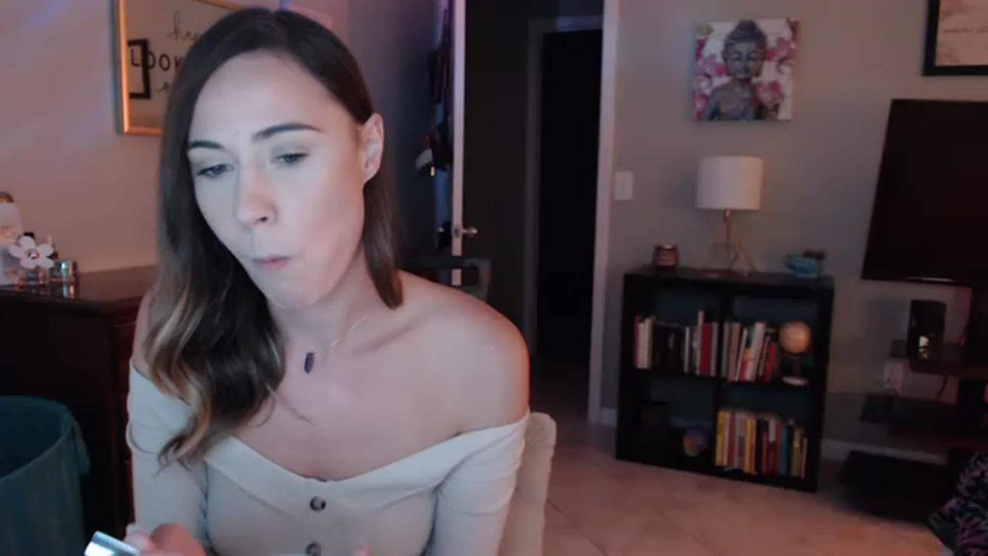 Gallery image thumbnail from OhYesCeleste's myfreecams stream on, 04/10/2023, 08:40 image 2 of 20