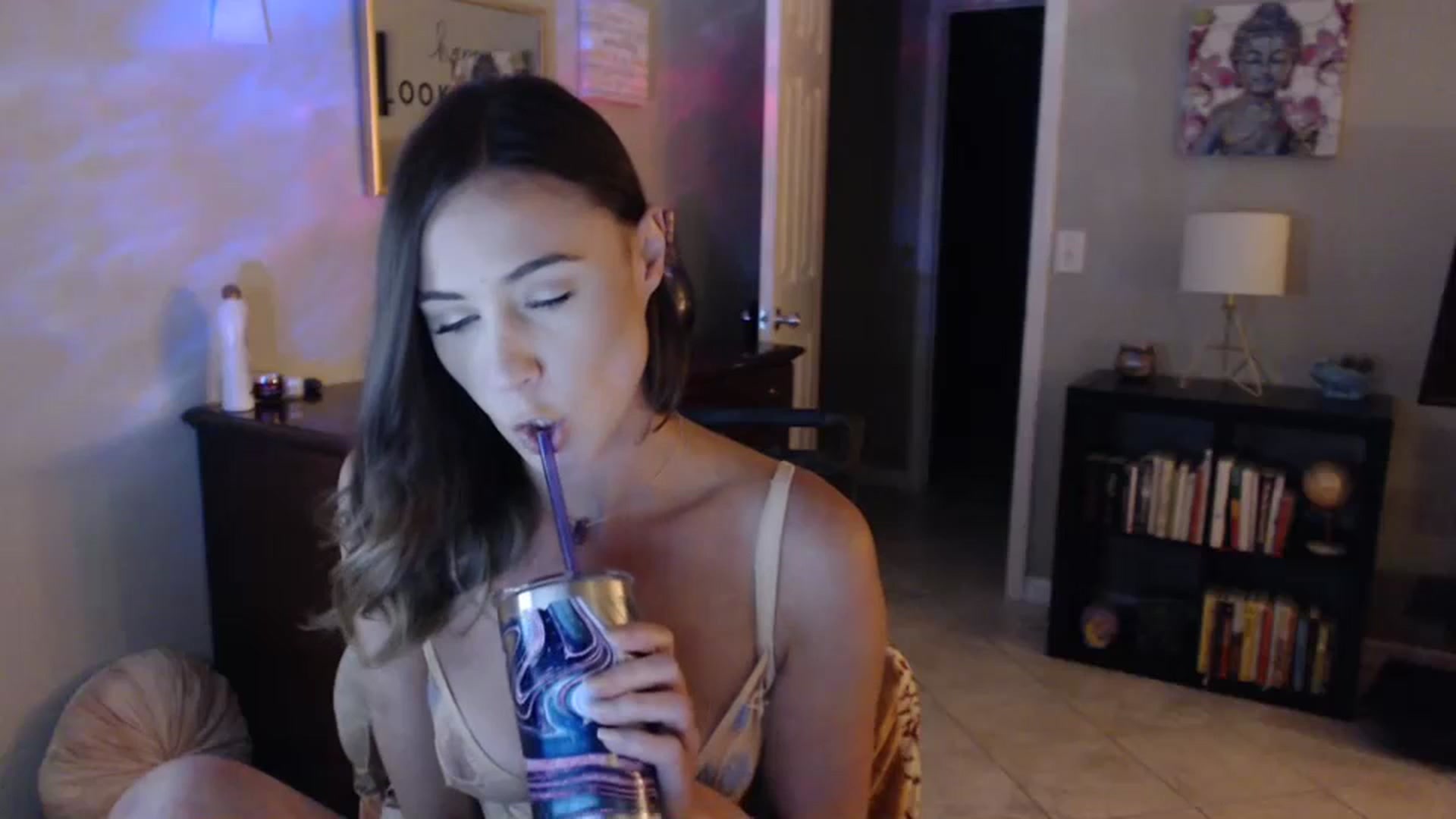 Gallery image thumbnail from OhYesCeleste's myfreecams stream on, 07/01/2023, 09:23 image 15 of 20