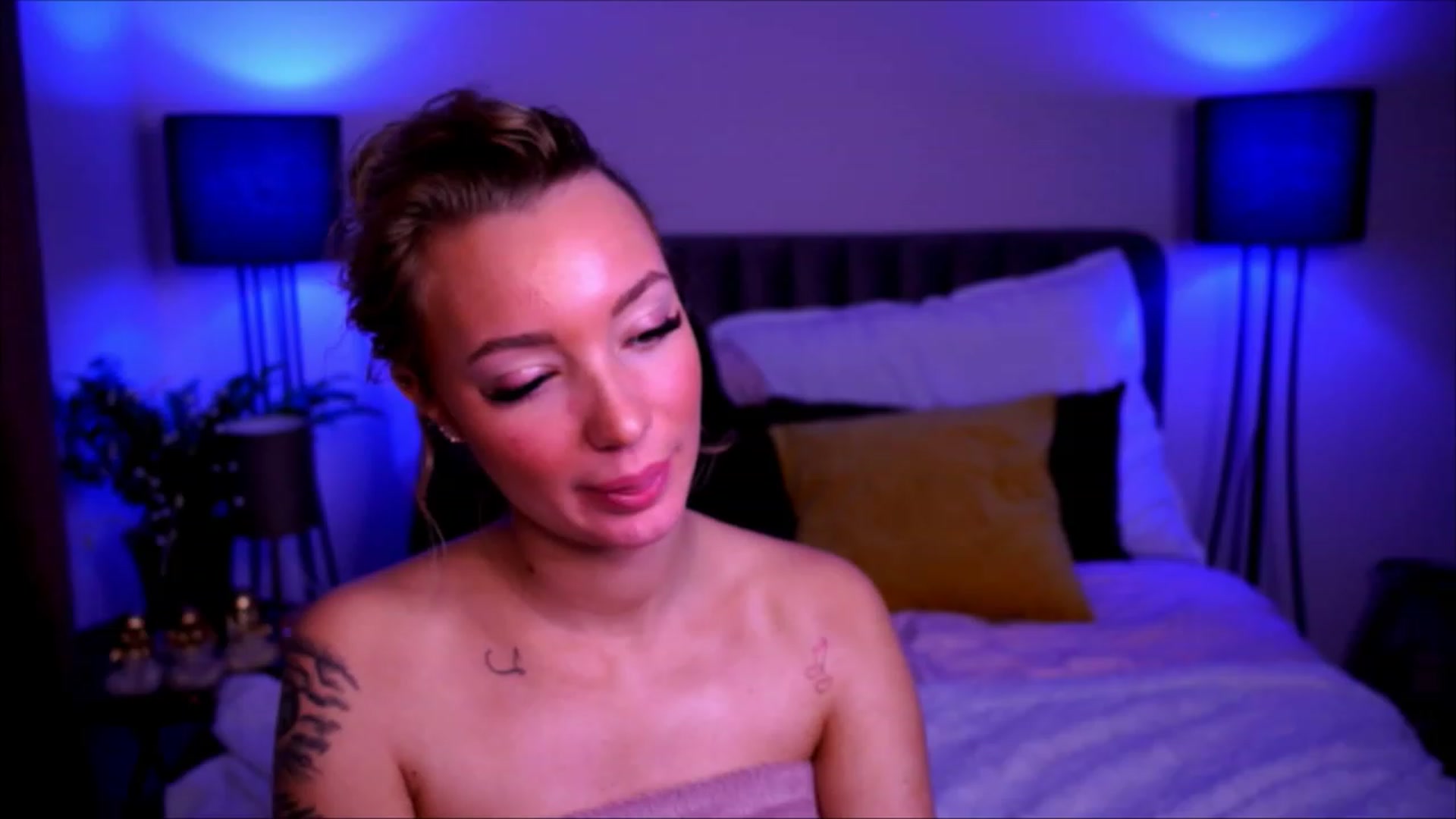 Gallery image thumbnail from Oh_Honey_Baby's myfreecams stream on, 03/04/2023, 13:48 image 18 of 20