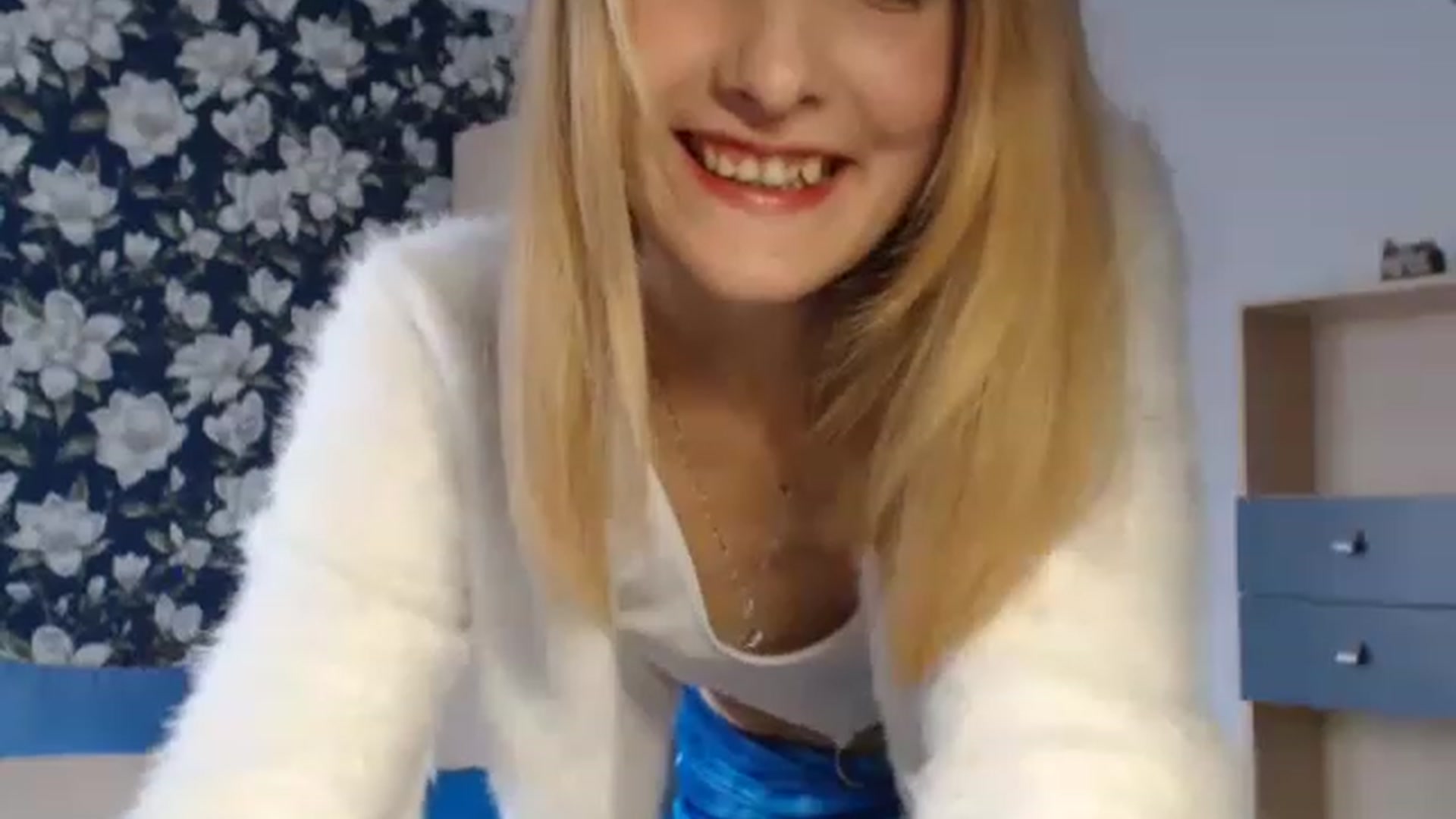Gallery image thumbnail from Oh_Lily's myfreecams stream on, 02/17/2023, 11:56 image 16 of 20