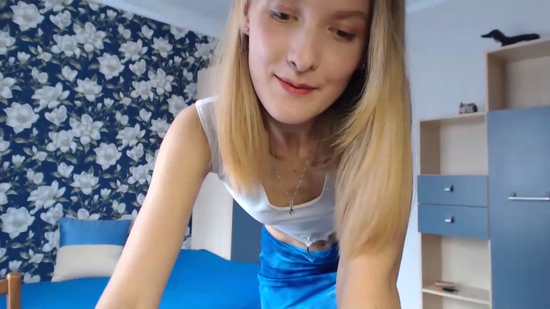 Gallery image thumbnail from Oh_Lily's myfreecams stream on, 02/17/2023, 12:32 image 17 of 20