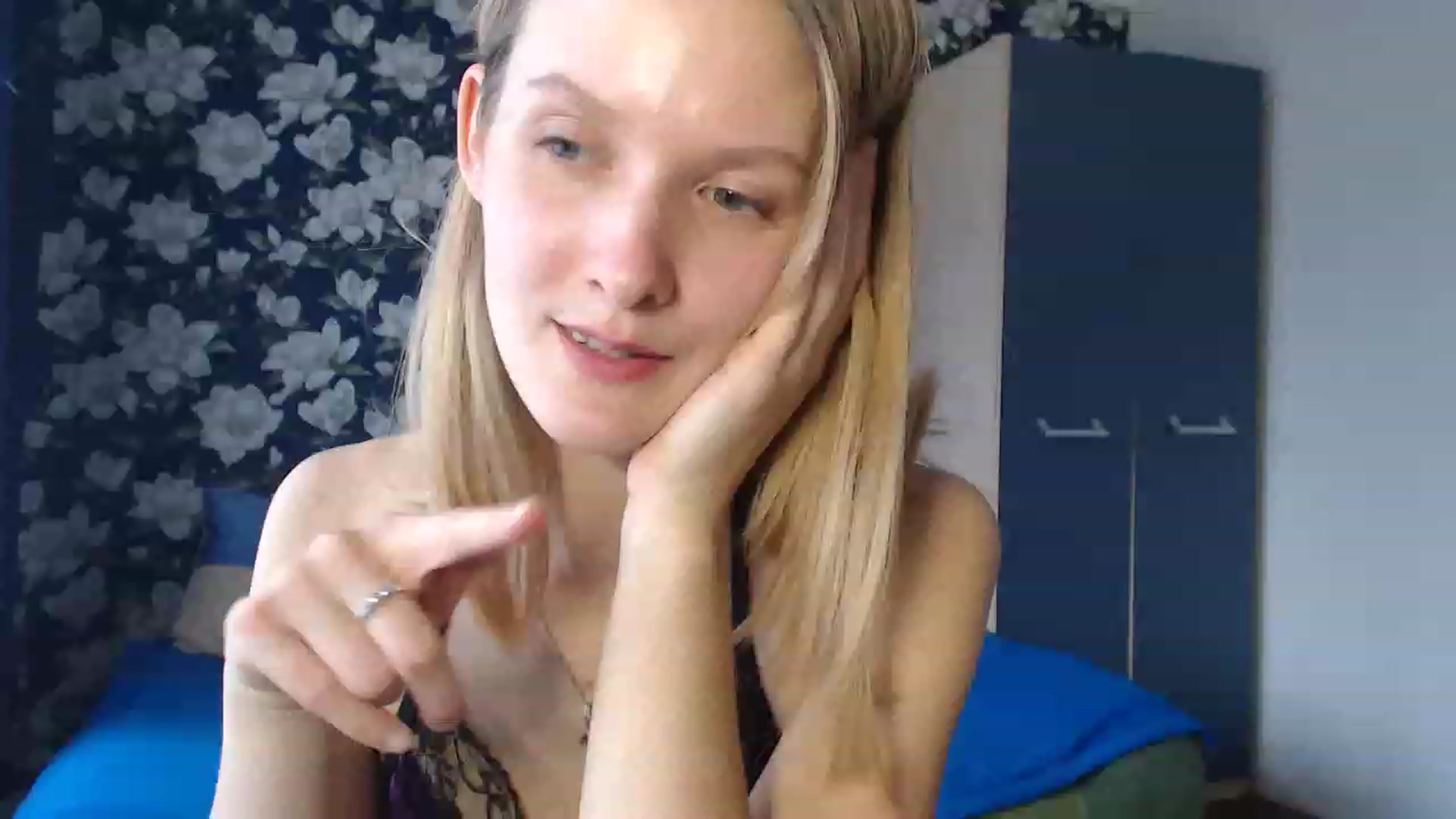Gallery image thumbnail from Oh_Lily's myfreecams stream on, 03/15/2023, 12:18 image 15 of 20