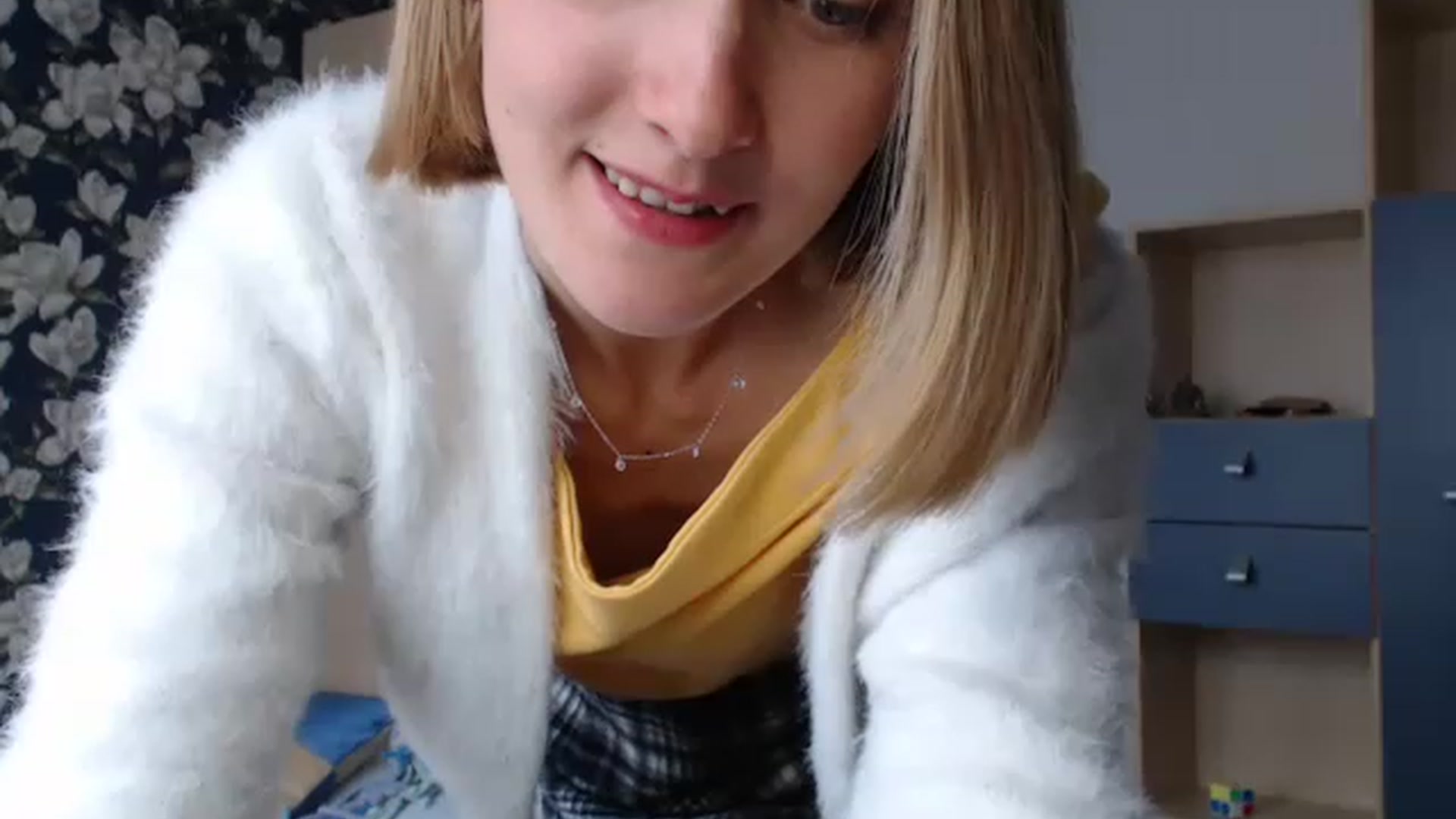 Gallery image thumbnail from Oh_Lily's myfreecams stream on, 03/29/2023, 09:53 image 12 of 20