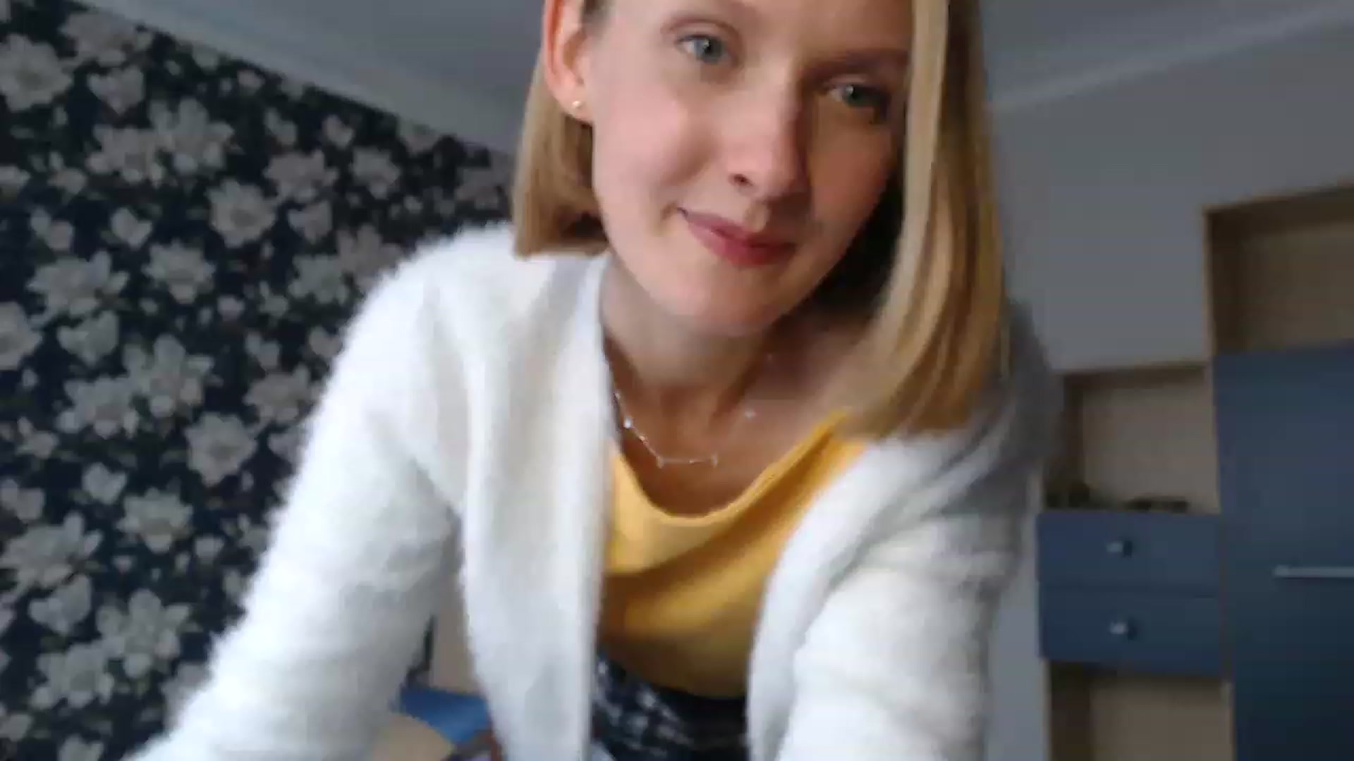 Gallery image thumbnail from Oh_Lily's myfreecams stream on, 03/29/2023, 11:16 image 5 of 20