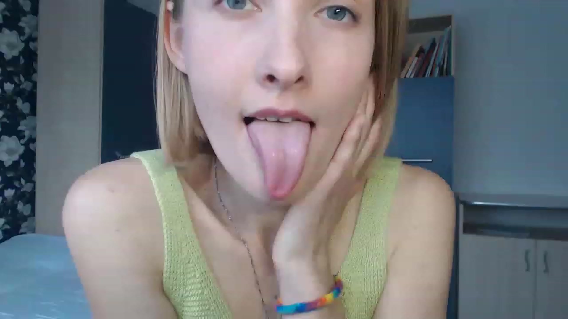 Gallery image thumbnail from Oh_Lily's myfreecams stream on, 04/06/2023, 09:21 image 9 of 20
