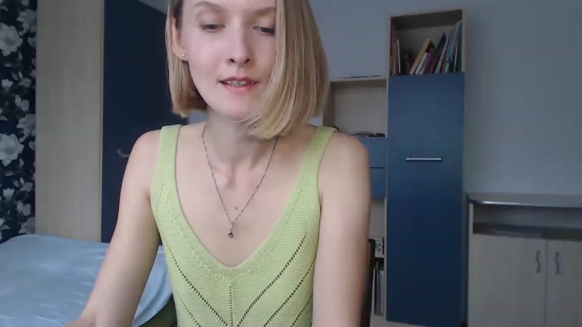 Gallery image thumbnail from Oh_Lily's myfreecams stream on, 04/06/2023, 09:21 image 10 of 20