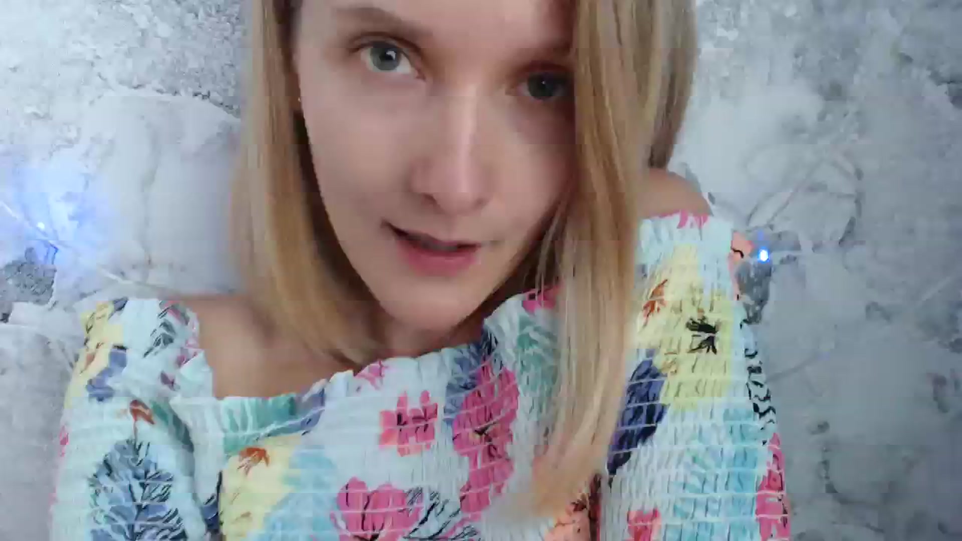 Gallery image thumbnail from Oh_Lily's myfreecams stream on, 08/17/2023, 11:18 image 14 of 20