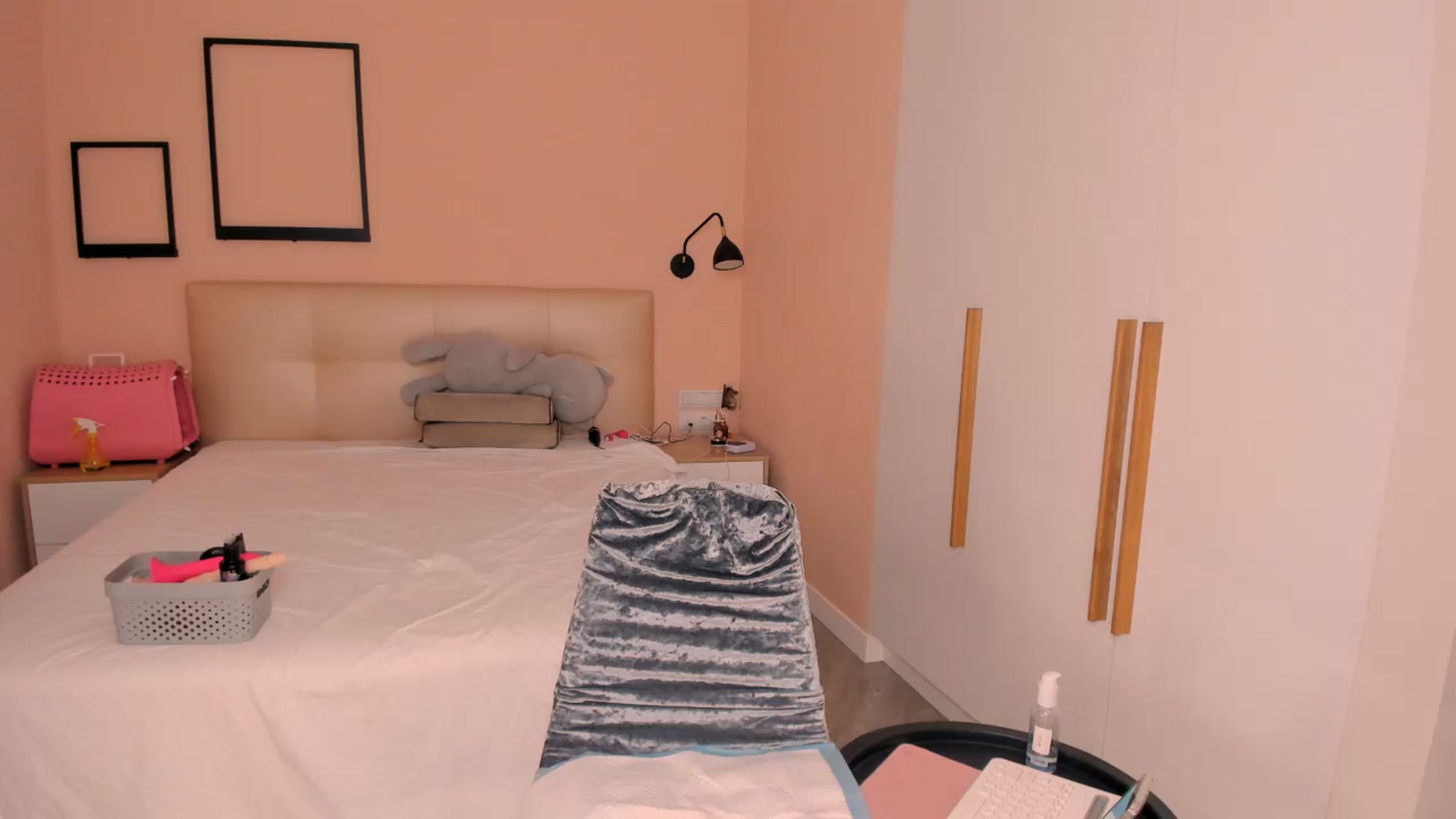 Gallery image thumbnail from Oh_yess's myfreecams stream on, 08/30/2023, 20:17 image 1 of 20