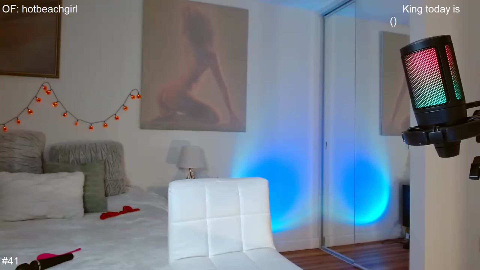 Gallery image thumbnail from Ohbabykelly's myfreecams stream on, 11/16/2022, 02:15 image 13 of 20