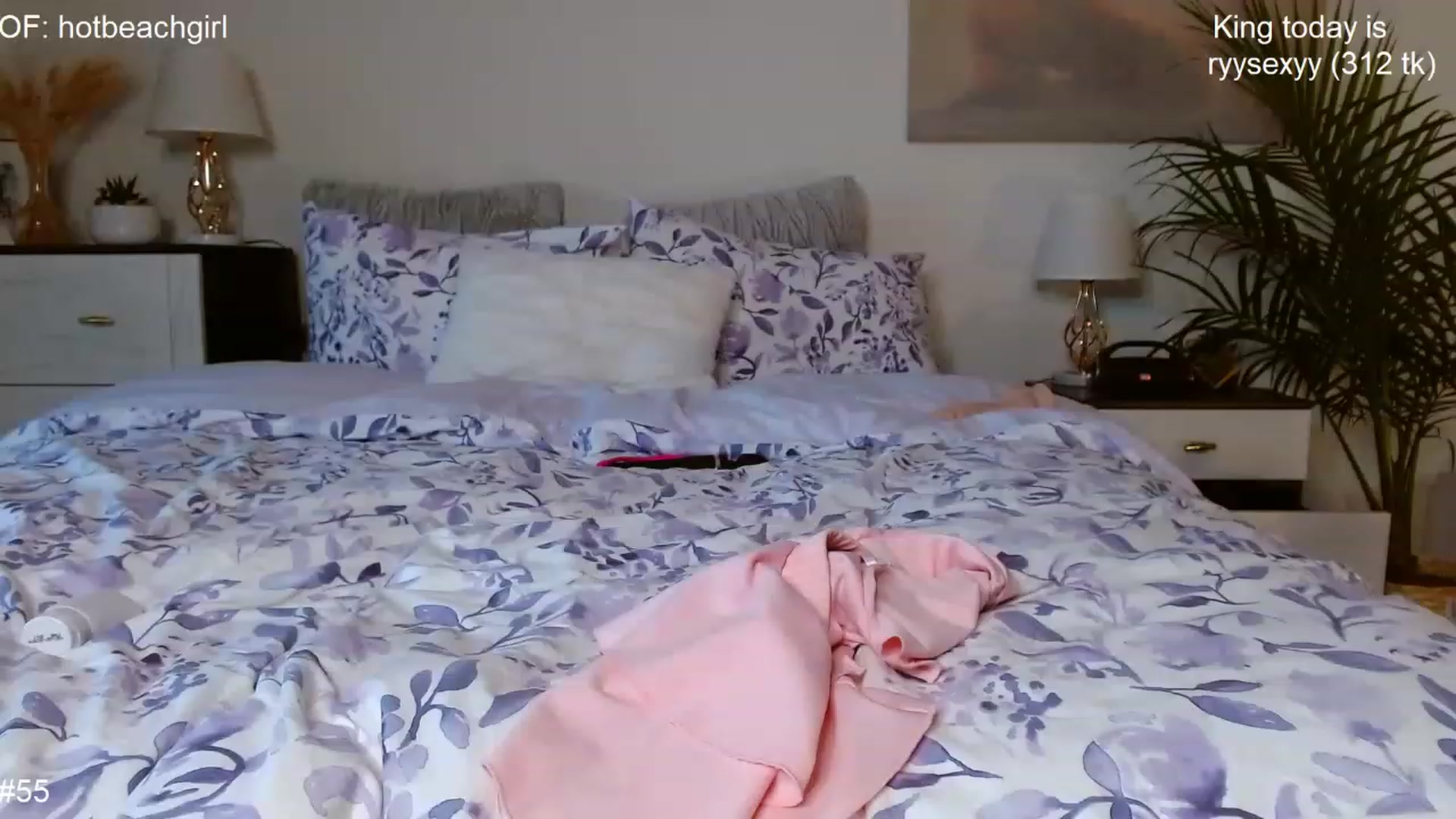Gallery image thumbnail from Ohbabykelly's myfreecams stream on, 11/22/2022, 21:50 image 13 of 20