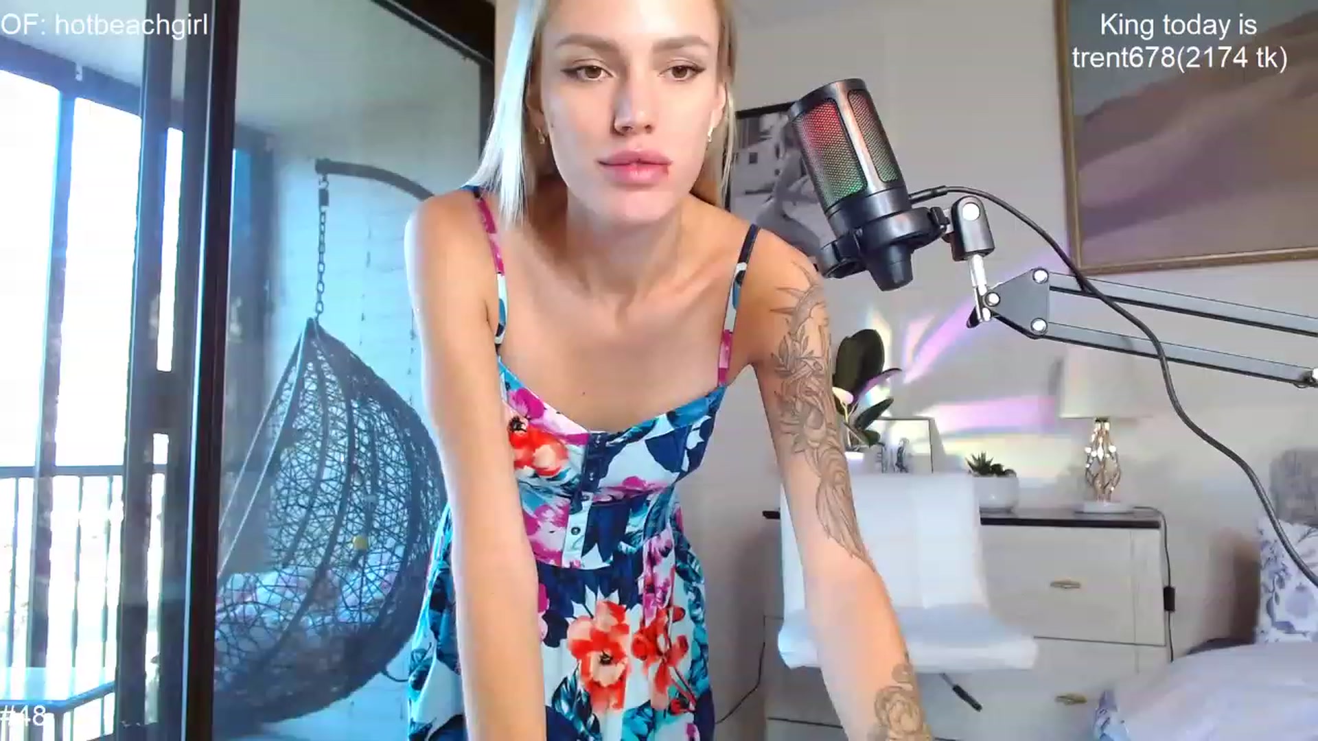 Gallery image thumbnail from Ohbabykelly's myfreecams stream on, 11/25/2022, 20:50 image 13 of 20