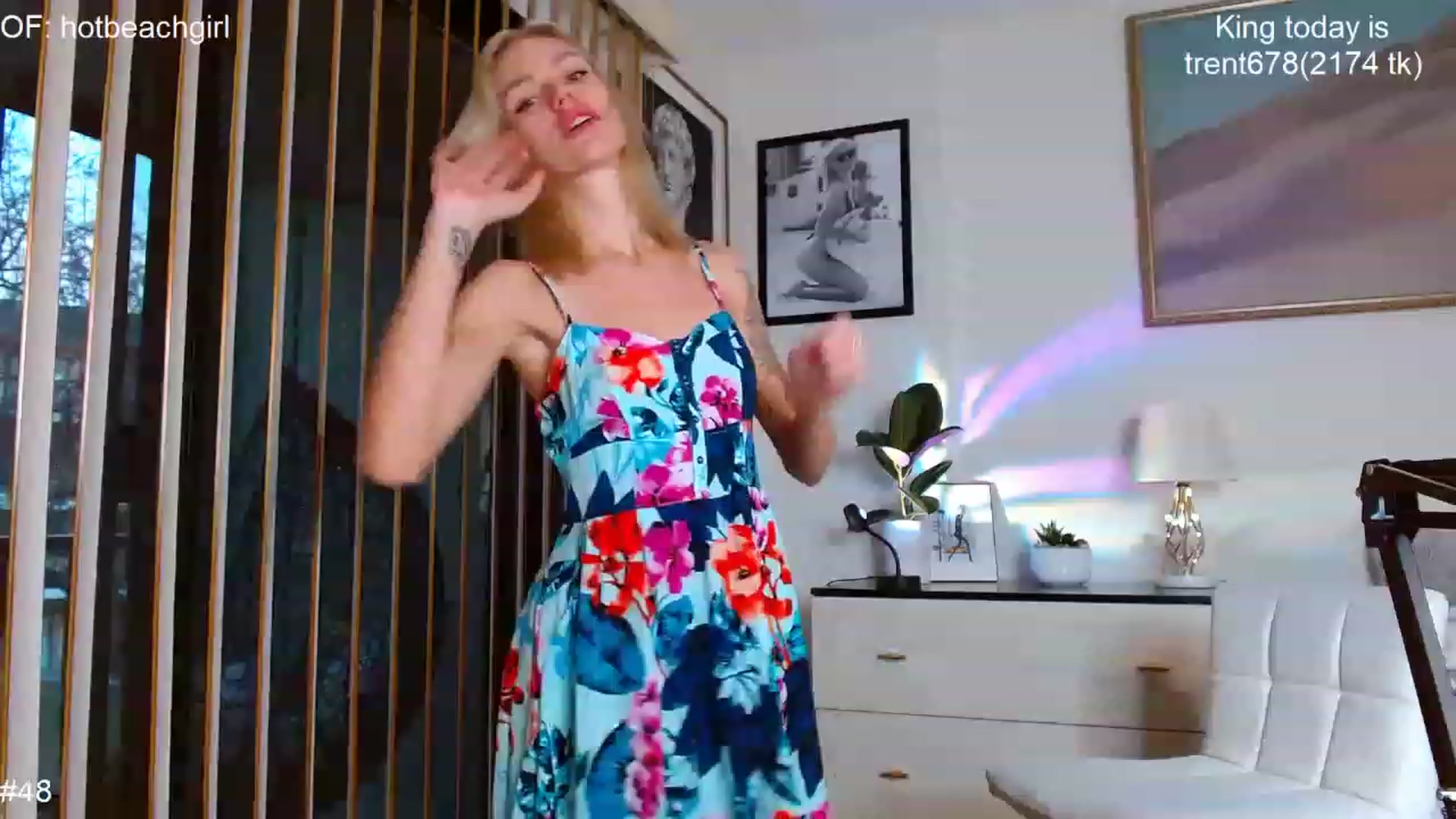 Gallery image thumbnail from Ohbabykelly's myfreecams stream on, 11/25/2022, 22:55 image 8 of 20