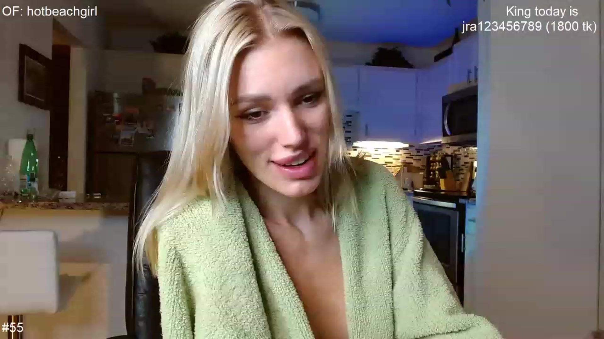 Gallery image thumbnail from Ohbabykelly's myfreecams stream on, 11/28/2022, 05:23 image 7 of 20
