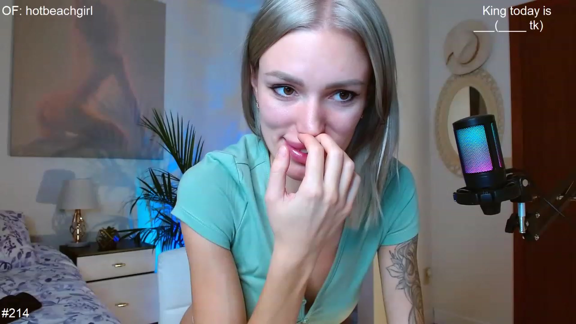 Gallery image thumbnail from Ohbabykelly's myfreecams stream on, 12/08/2022, 01:11 image 2 of 20