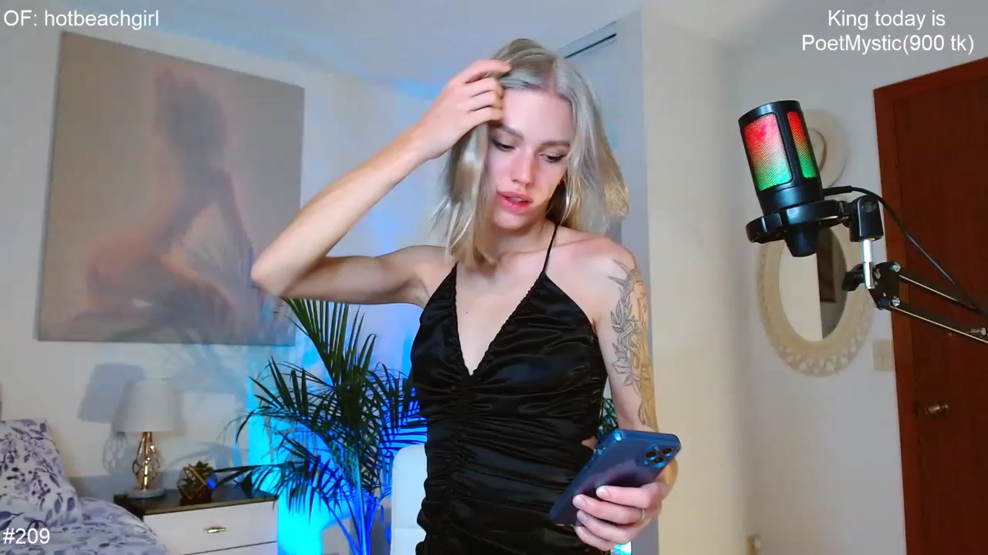 Gallery image thumbnail from Ohbabykelly's myfreecams stream on, 12/08/2022, 04:28 image 3 of 20