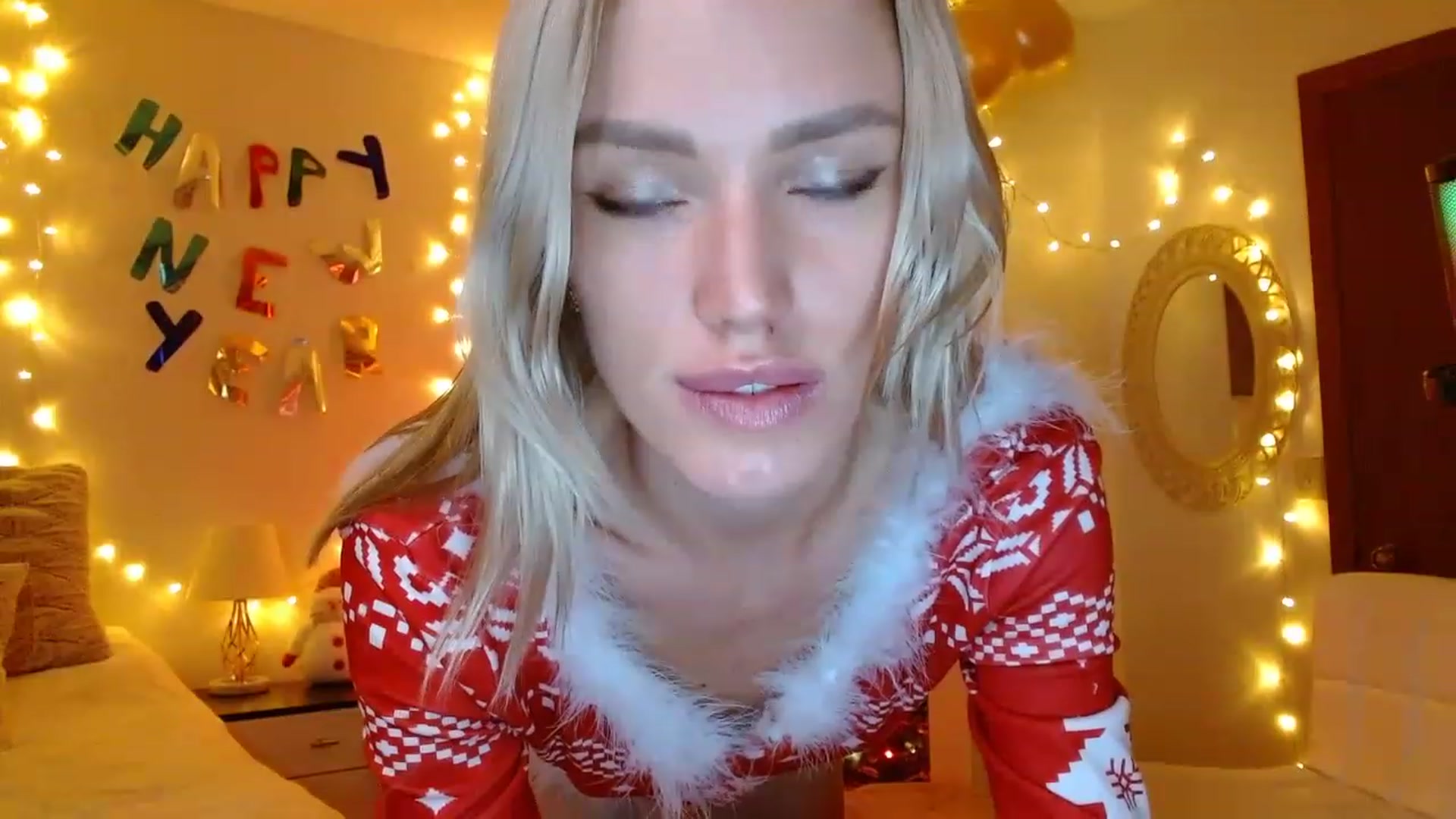 Gallery image thumbnail from Ohbabykelly's myfreecams stream on, 01/01/2023, 02:18 image 2 of 20