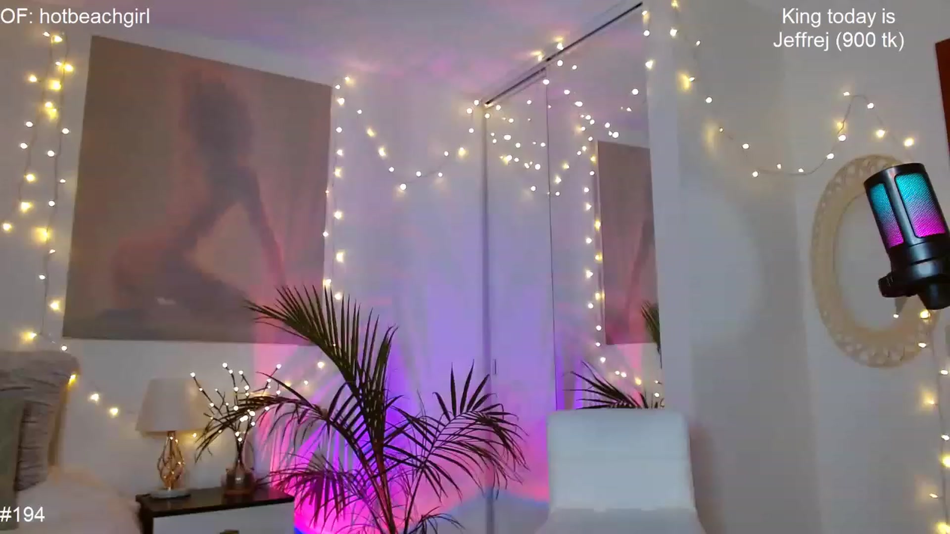 Gallery image thumbnail from Ohbabykelly's myfreecams stream on, 01/16/2023, 03:55 image 6 of 20