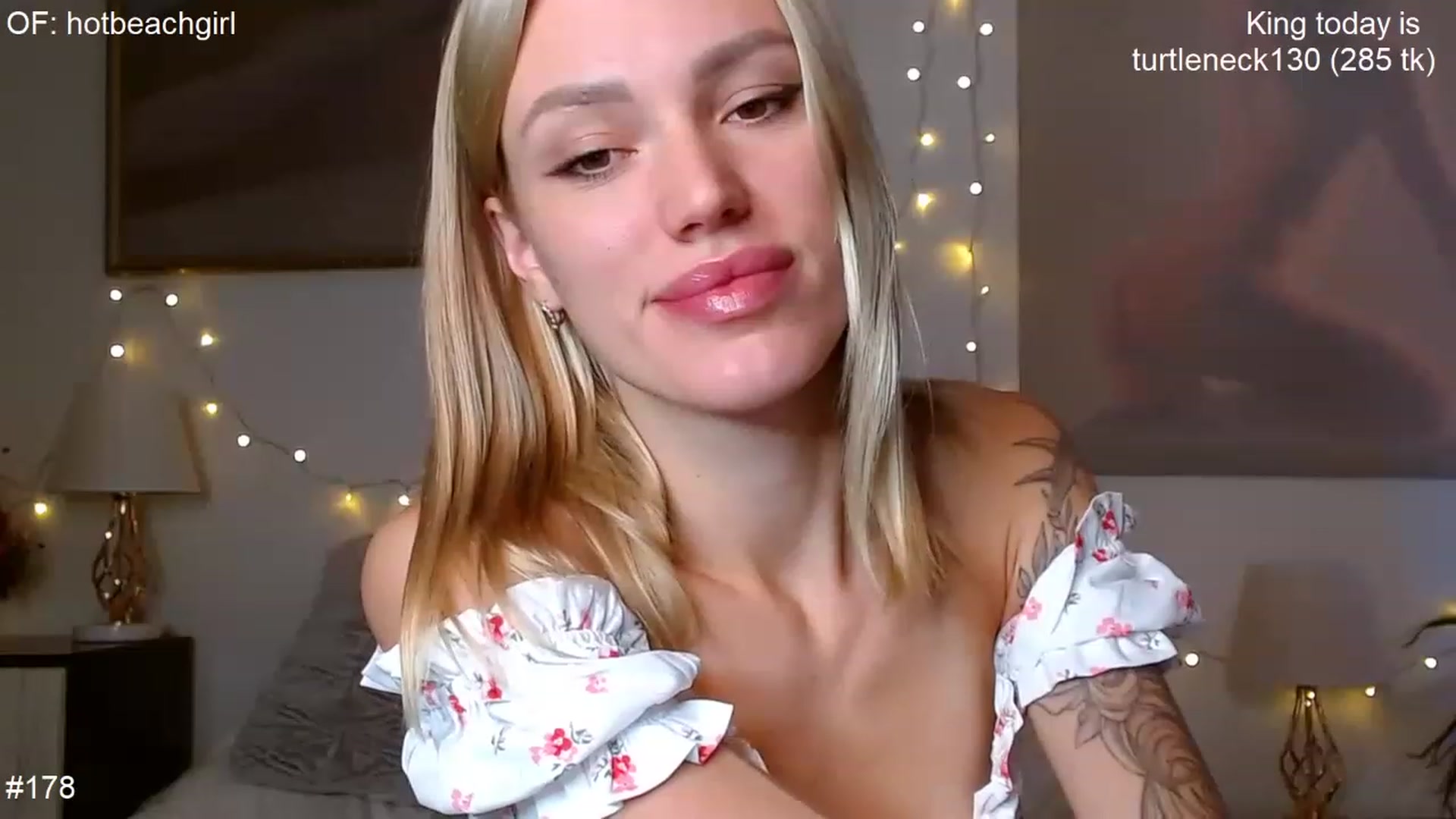 Gallery image thumbnail from Ohbabykelly's myfreecams stream on, 01/23/2023, 02:38 image 9 of 20