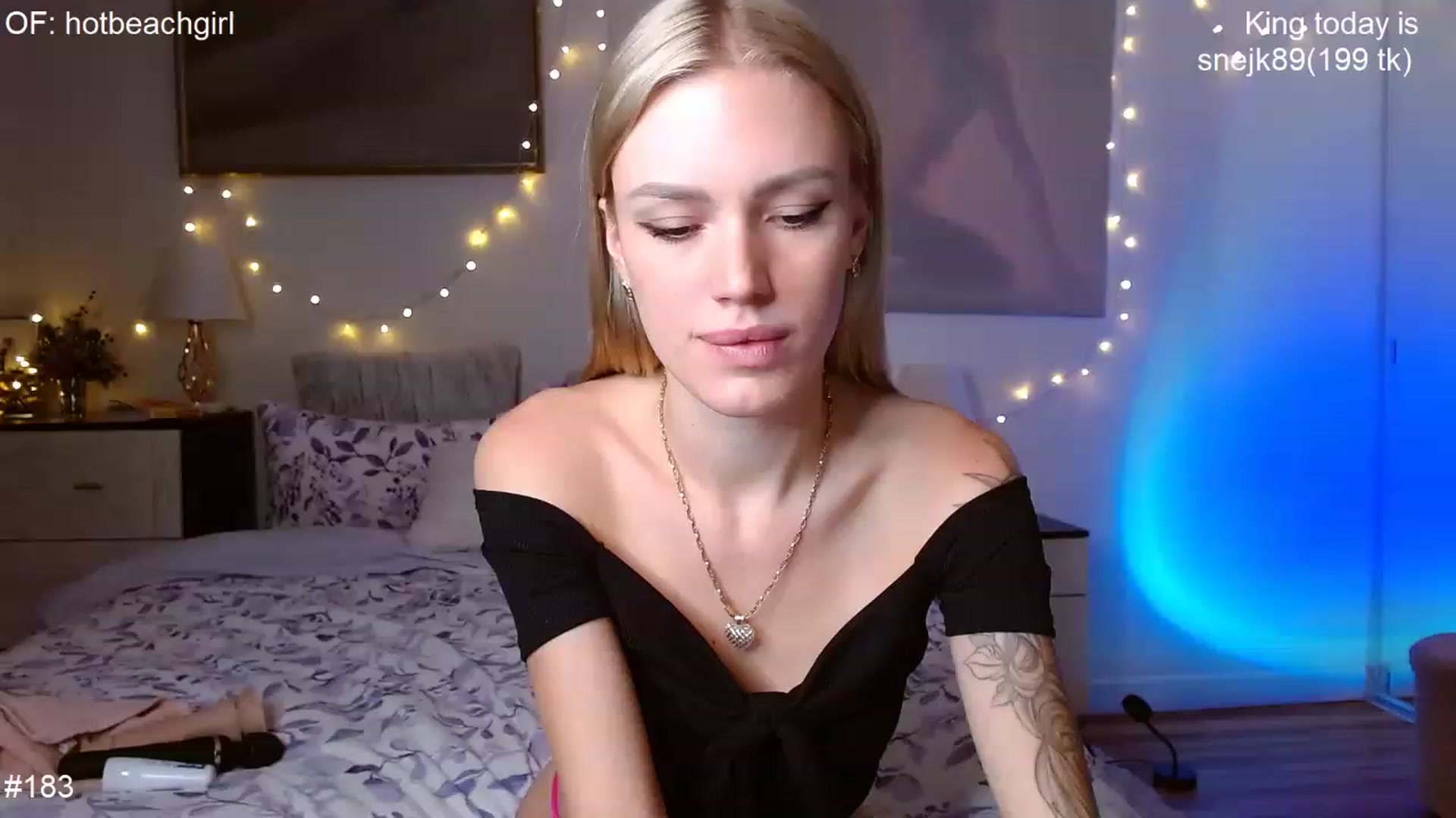 Gallery image thumbnail from Ohbabykelly's myfreecams stream on, 01/29/2023, 24:03 image 7 of 20