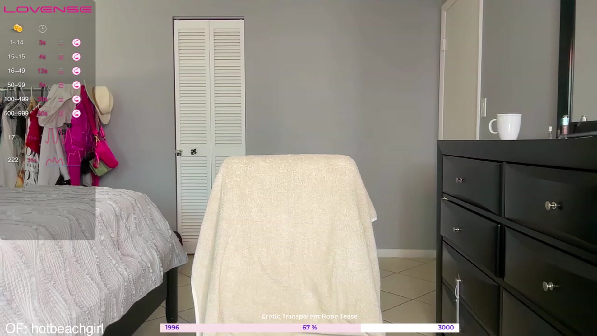 Gallery image thumbnail from Ohbabykelly's myfreecams stream on, 03/27/2023, 23:39 image 10 of 20