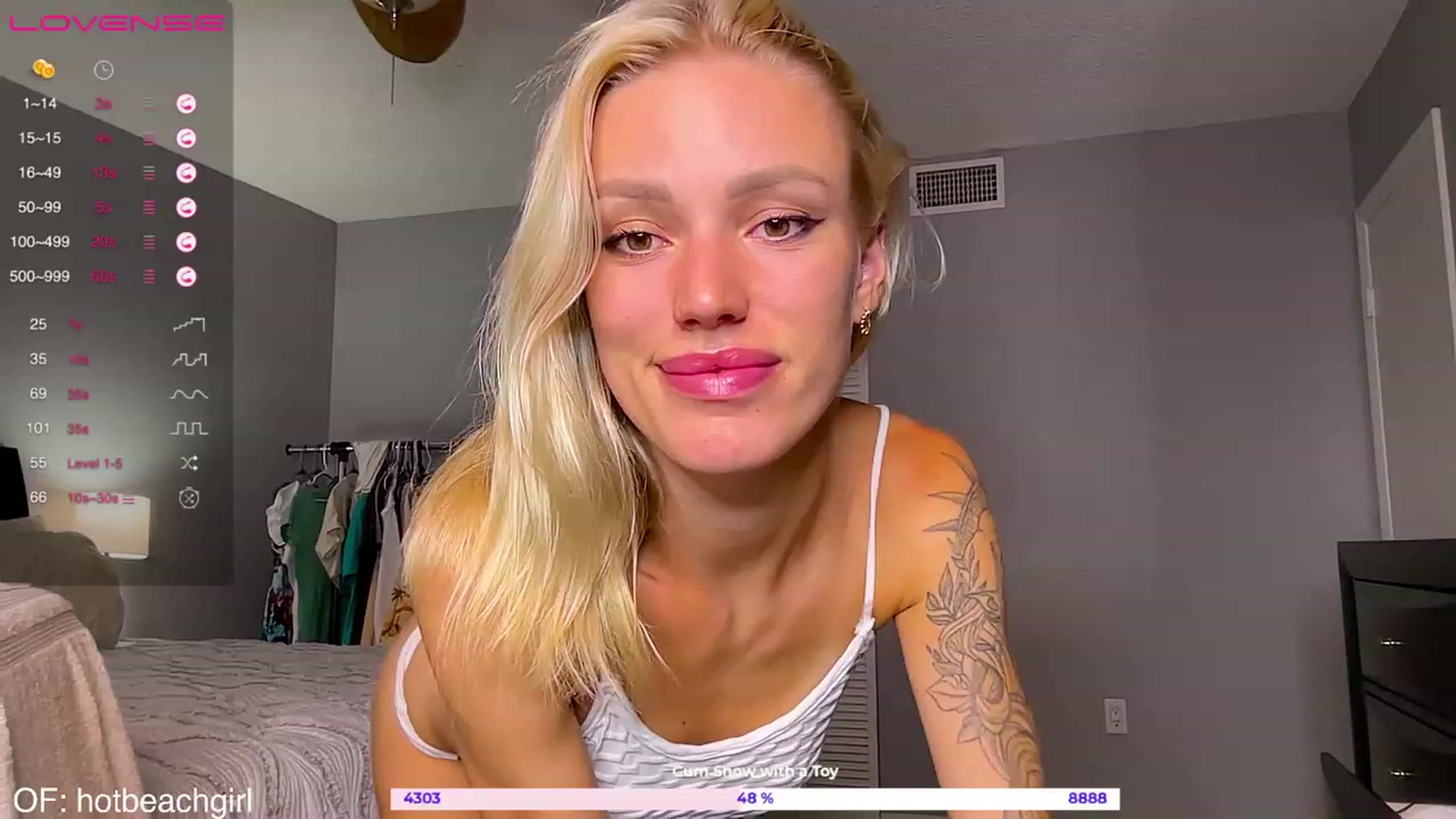 Gallery image thumbnail from Ohbabykelly's myfreecams stream on, 03/29/2023, 05:14 image 17 of 20