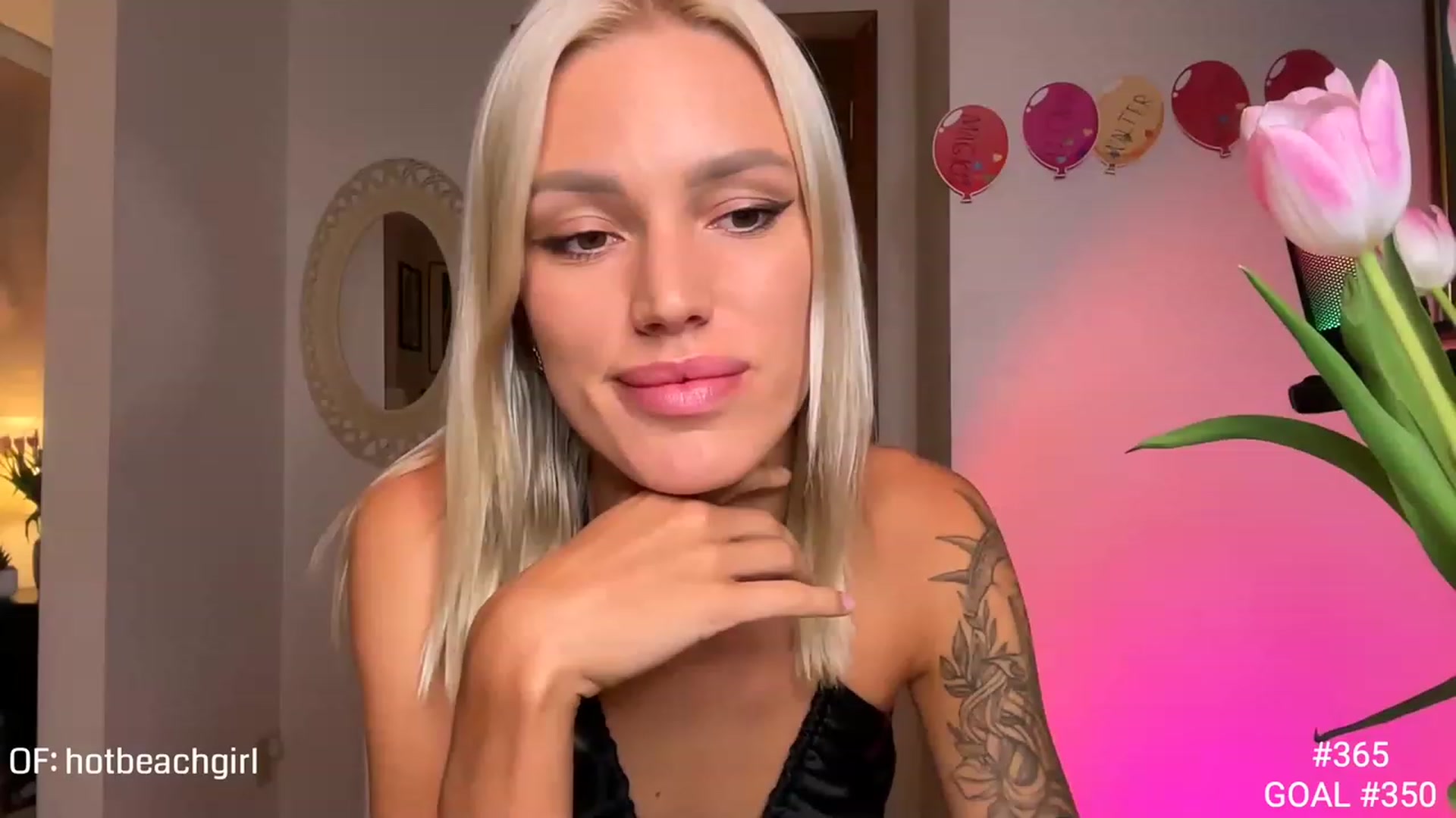 Gallery image thumbnail from Ohbabykelly's myfreecams stream on, 04/21/2023, 02:26 image 7 of 20