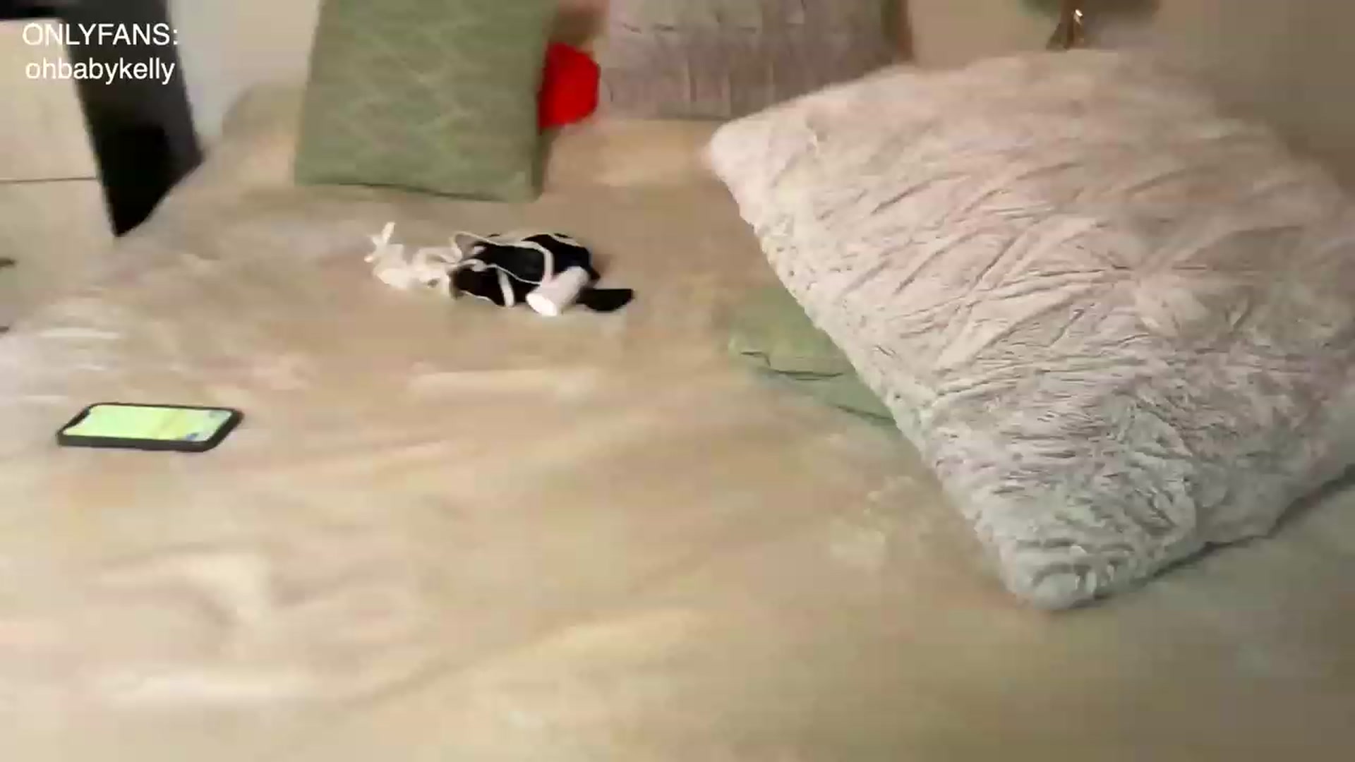 Gallery image thumbnail from Ohbabykelly's myfreecams stream on, 06/20/2023, 05:26 image 20 of 20