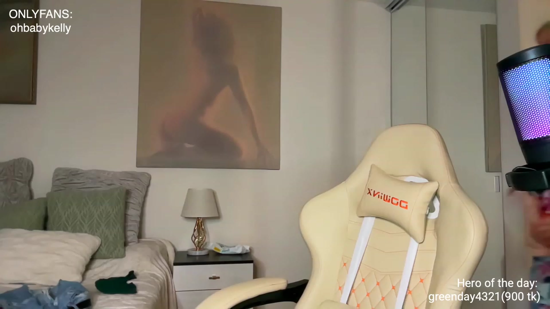Gallery image thumbnail from Ohbabykelly's myfreecams stream on, 06/23/2023, 03:49 image 11 of 20