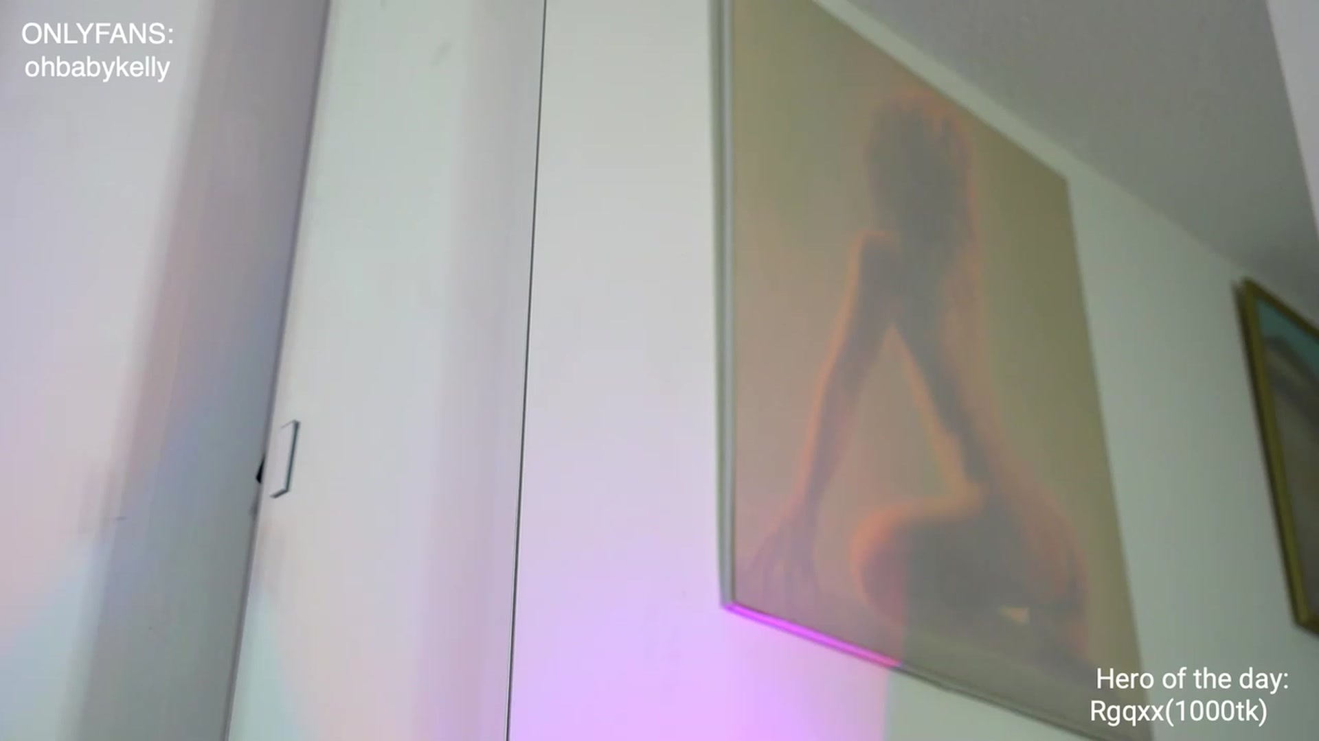 Gallery image thumbnail from Ohbabykelly's myfreecams stream on, 06/25/2023, 03:33 image 10 of 20