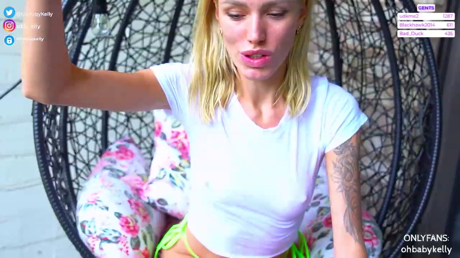 Gallery image thumbnail from Ohbabykelly's myfreecams stream on, 07/13/2023, 21:11 image 15 of 20